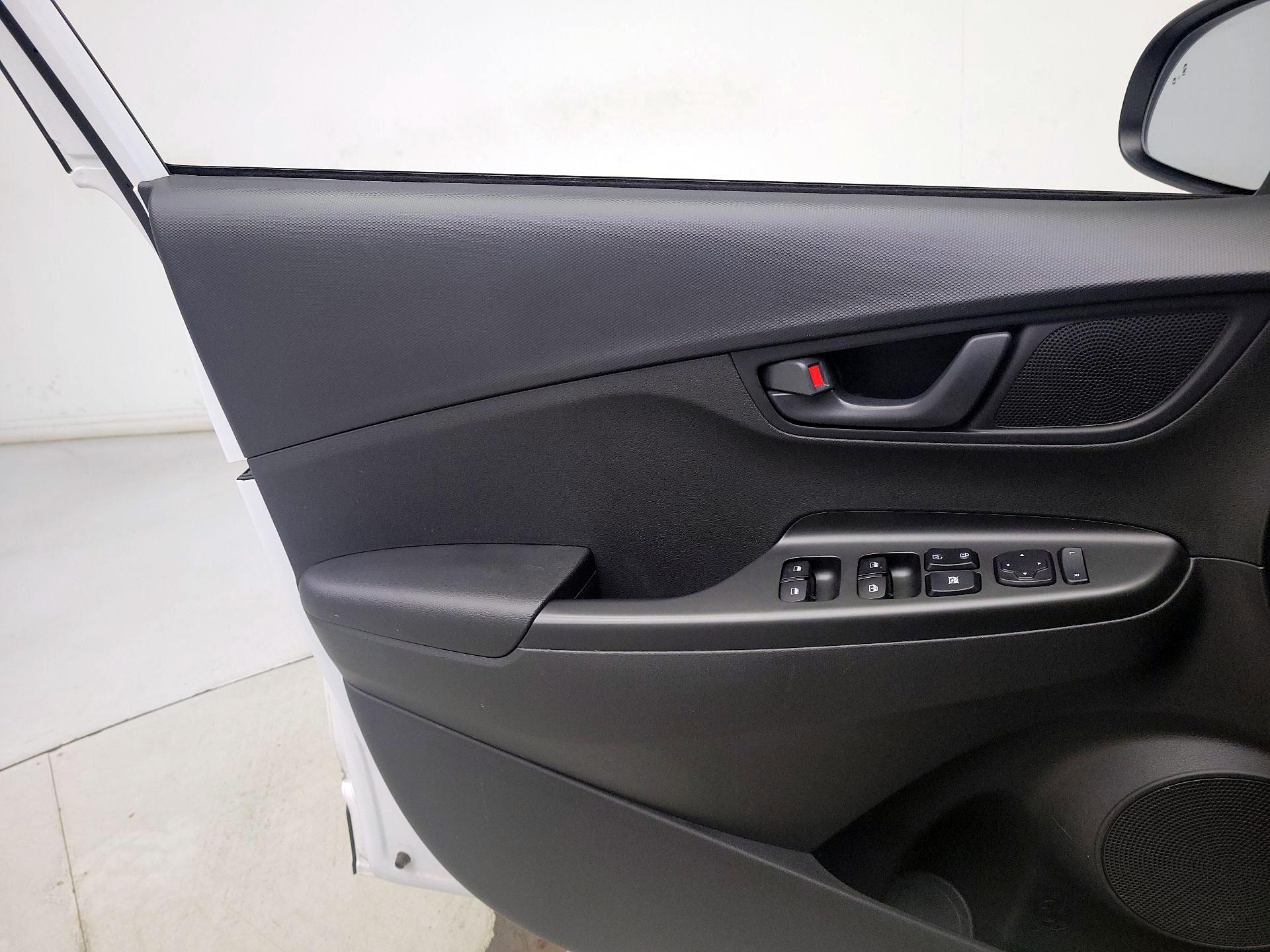 Thumbnail: 2023 Hyundai Kona - 12