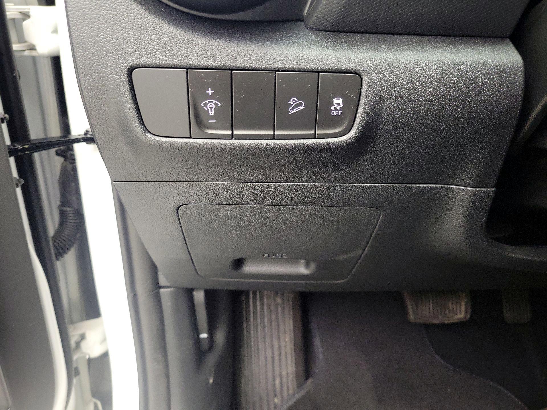 Thumbnail: 2023 Hyundai Kona - 13