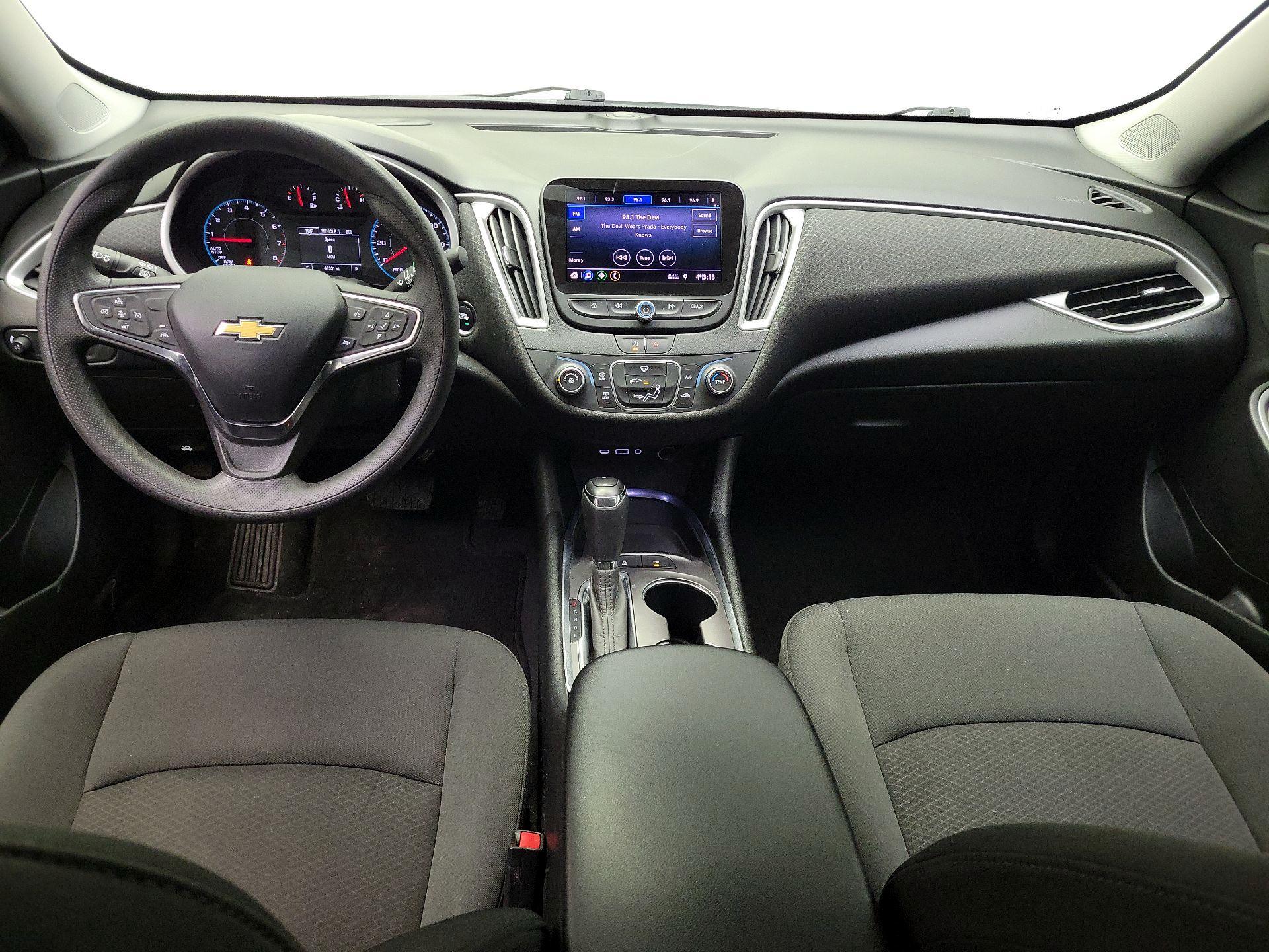 Thumbnail: 2020 Chevrolet Malibu - 9