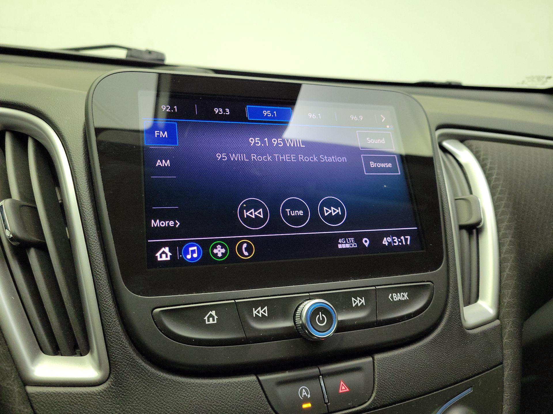 Thumbnail: 2020 Chevrolet Malibu - 15