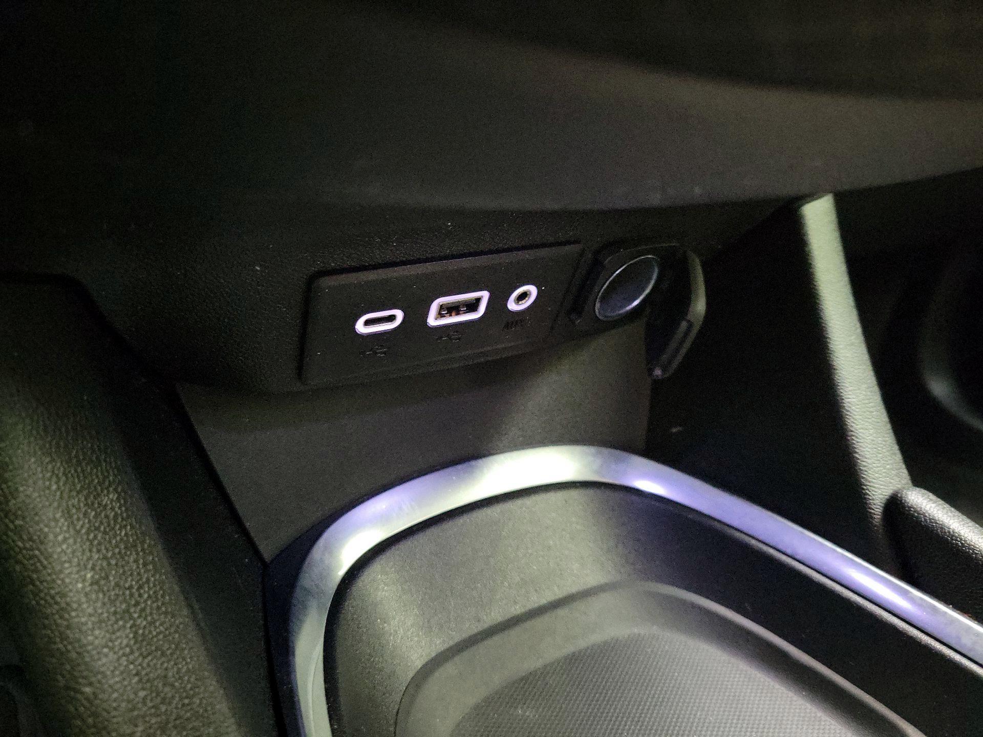 Thumbnail: 2020 Chevrolet Malibu - 18