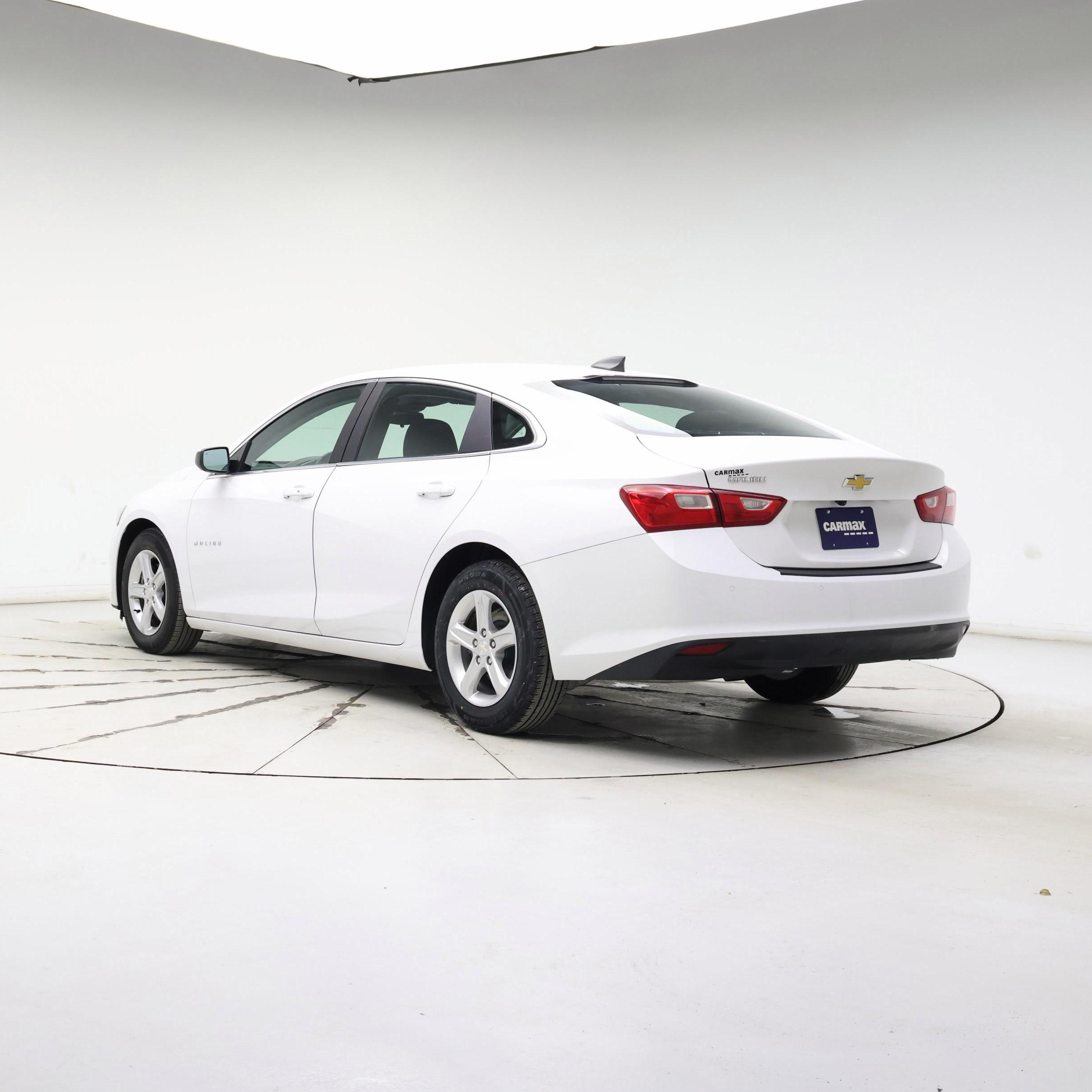 Thumbnail: 2020 Chevrolet Malibu - 2