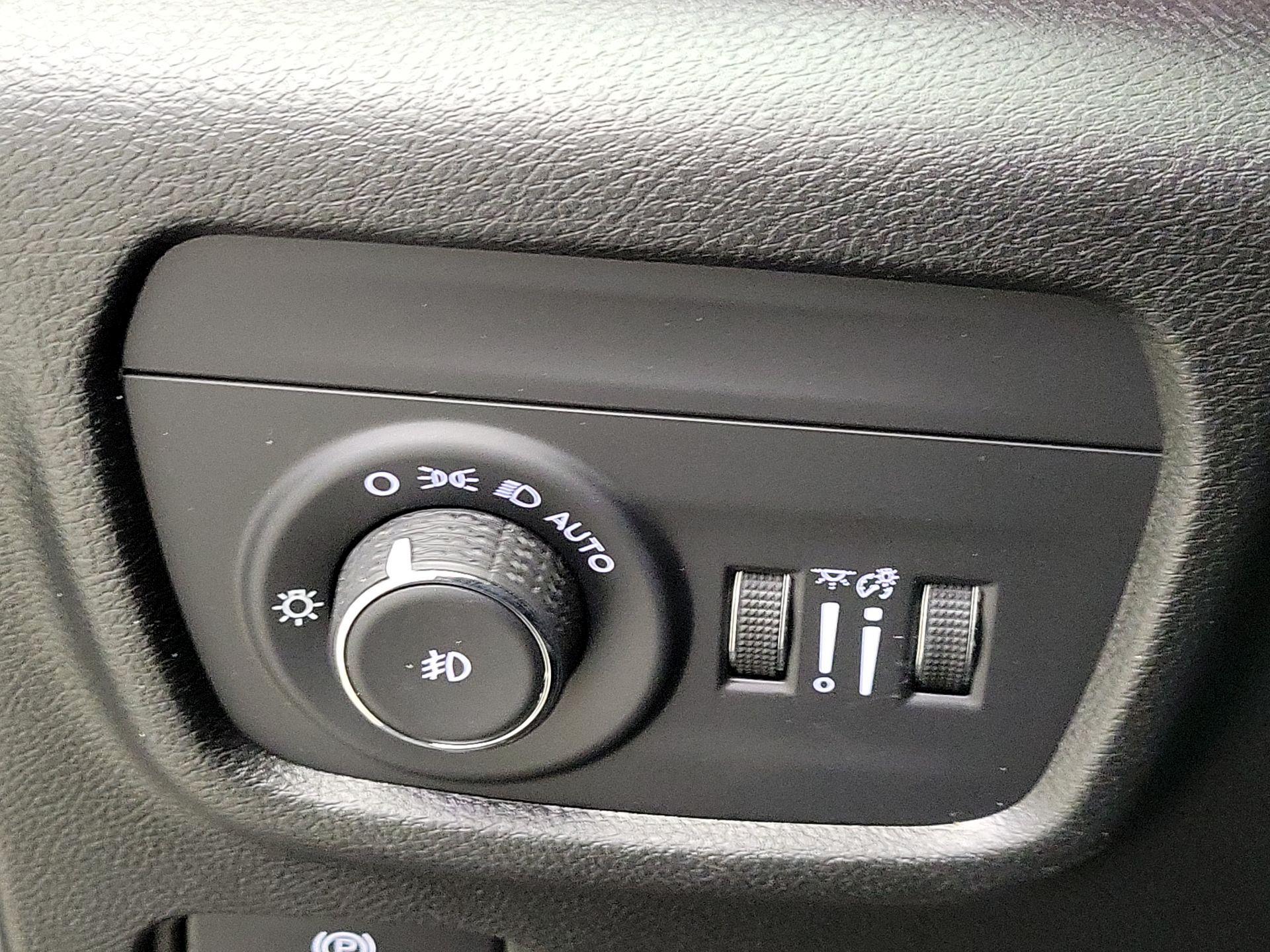 Thumbnail: 2024 Jeep Grand Cherokee - 13