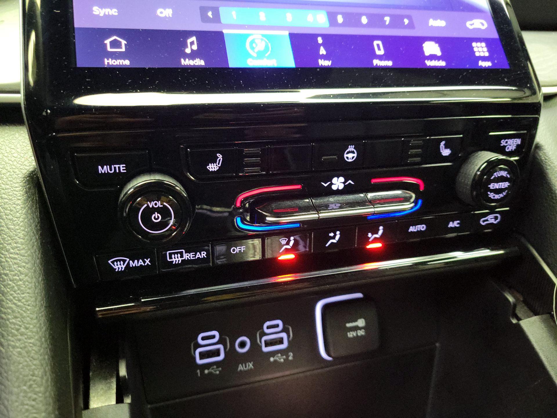 Thumbnail: 2024 Jeep Grand Cherokee - 17