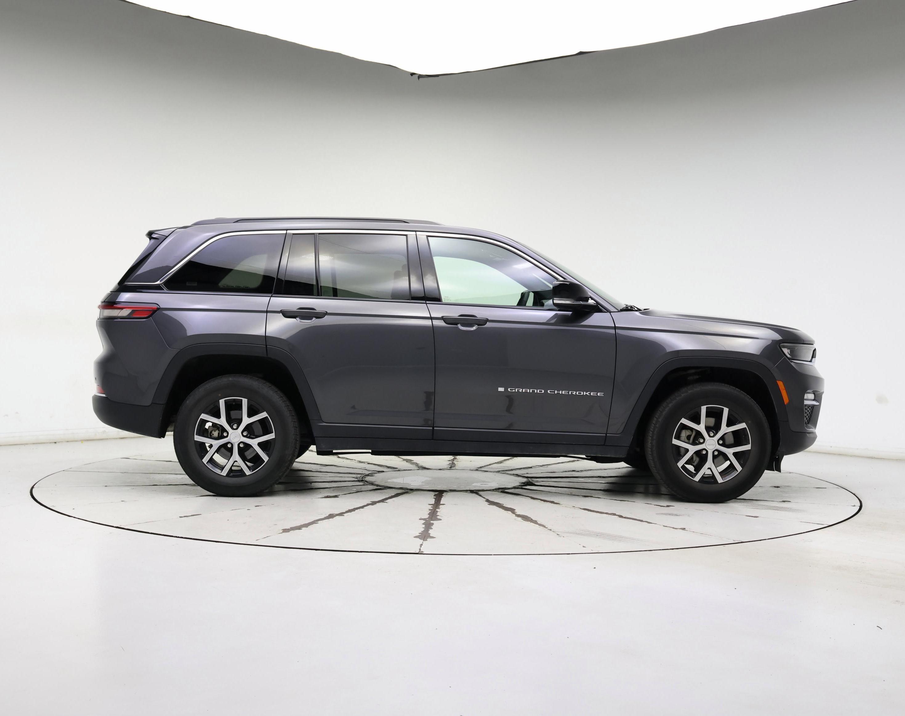 Thumbnail: 2024 Jeep Grand Cherokee - 7