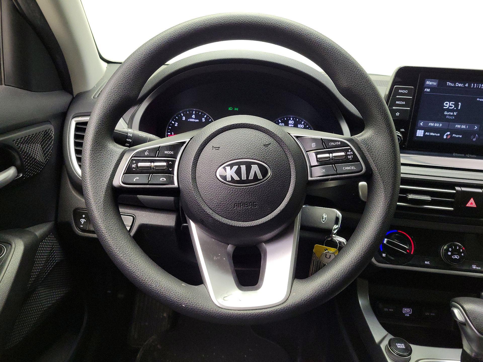 Thumbnail: 2021 Kia Seltos - 10