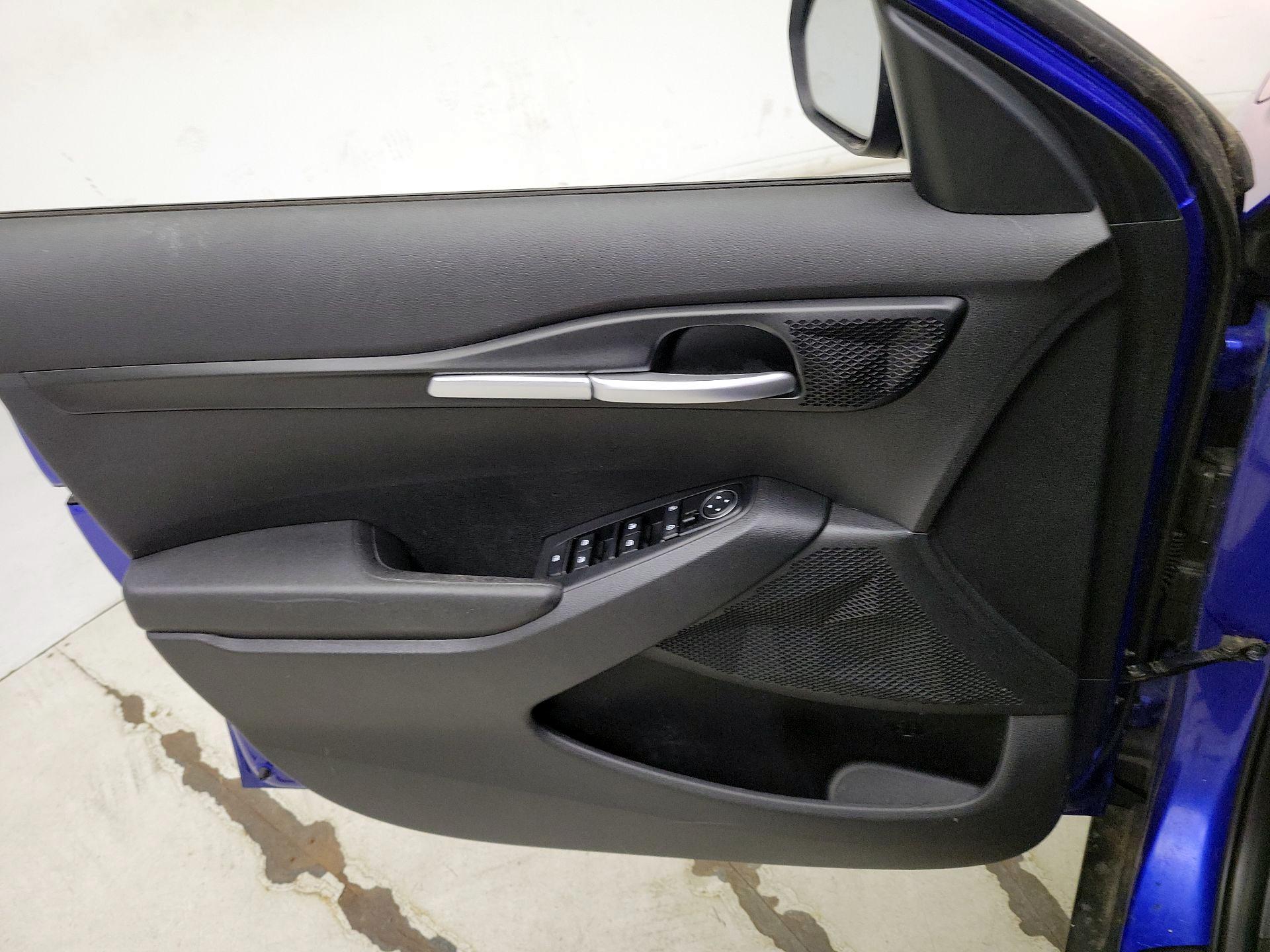 Thumbnail: 2021 Kia Seltos - 12