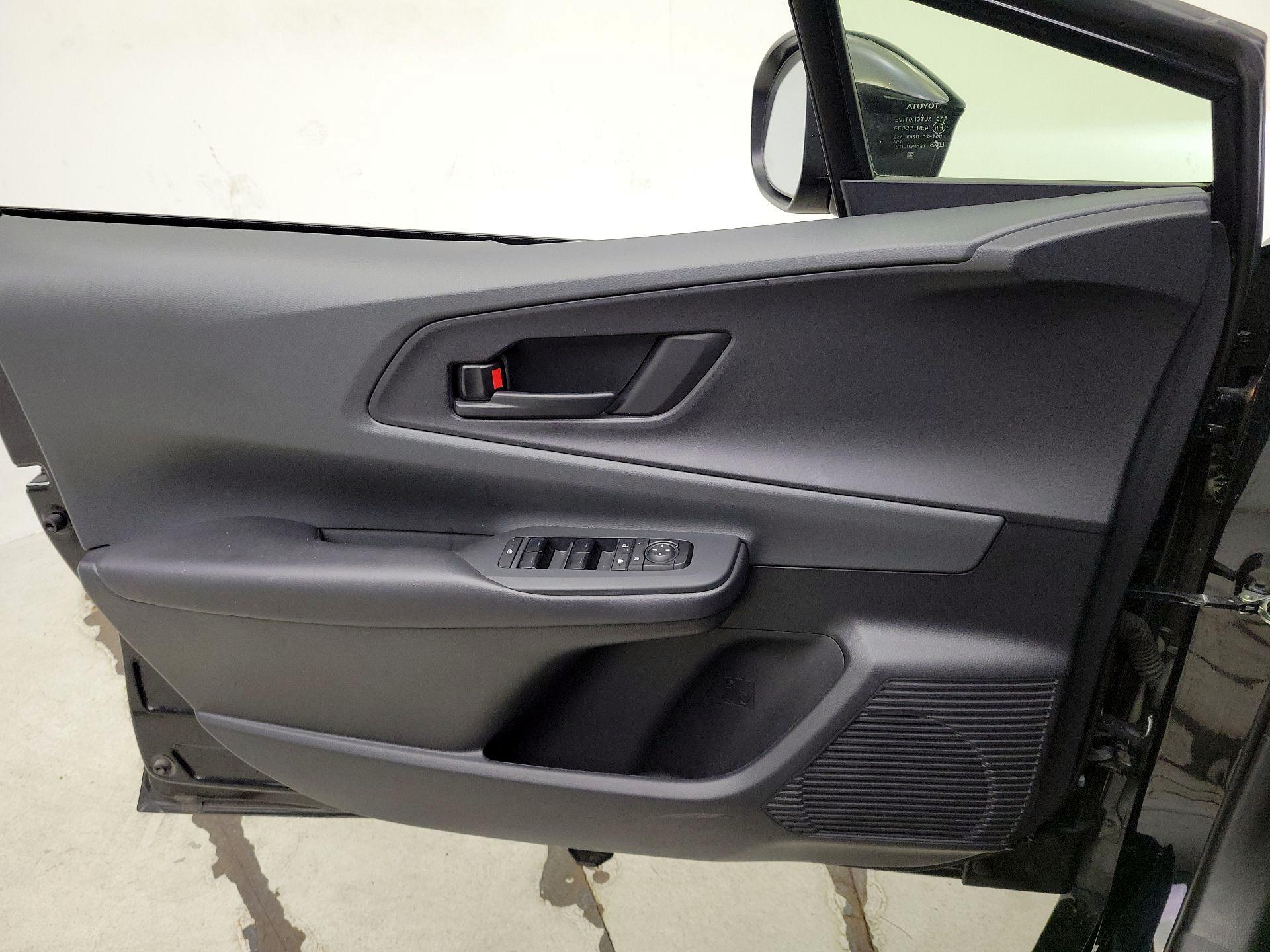 Thumbnail: 2024 Toyota Prius - 12