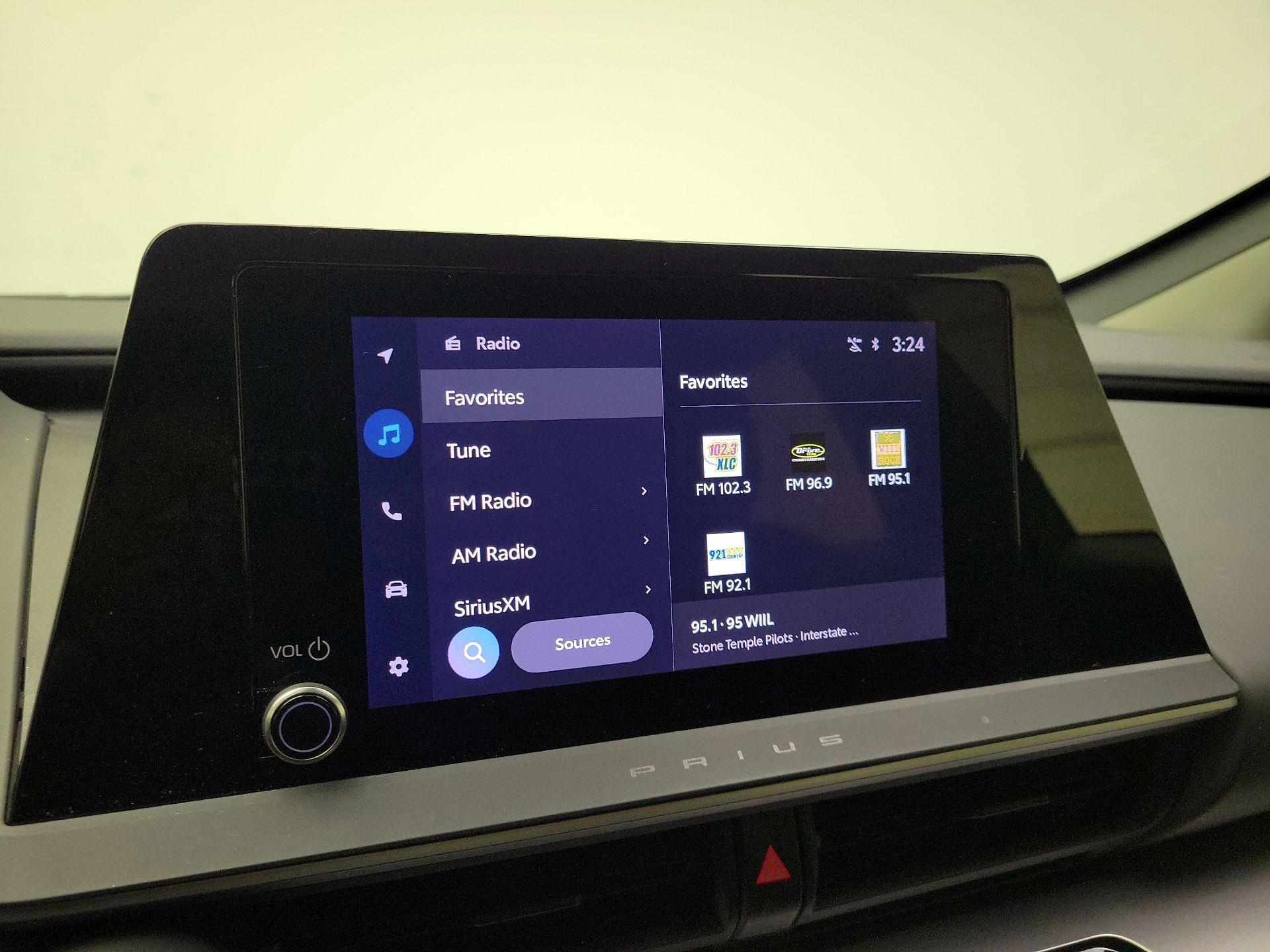 Thumbnail: 2024 Toyota Prius - 15