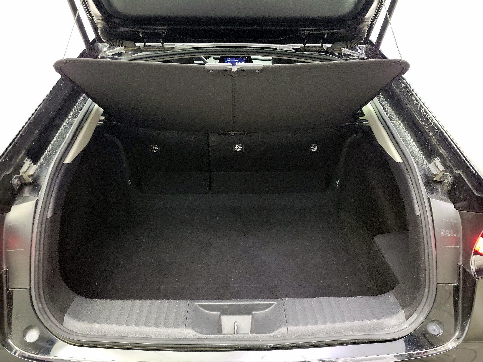 Thumbnail: 2024 Toyota Prius - 20