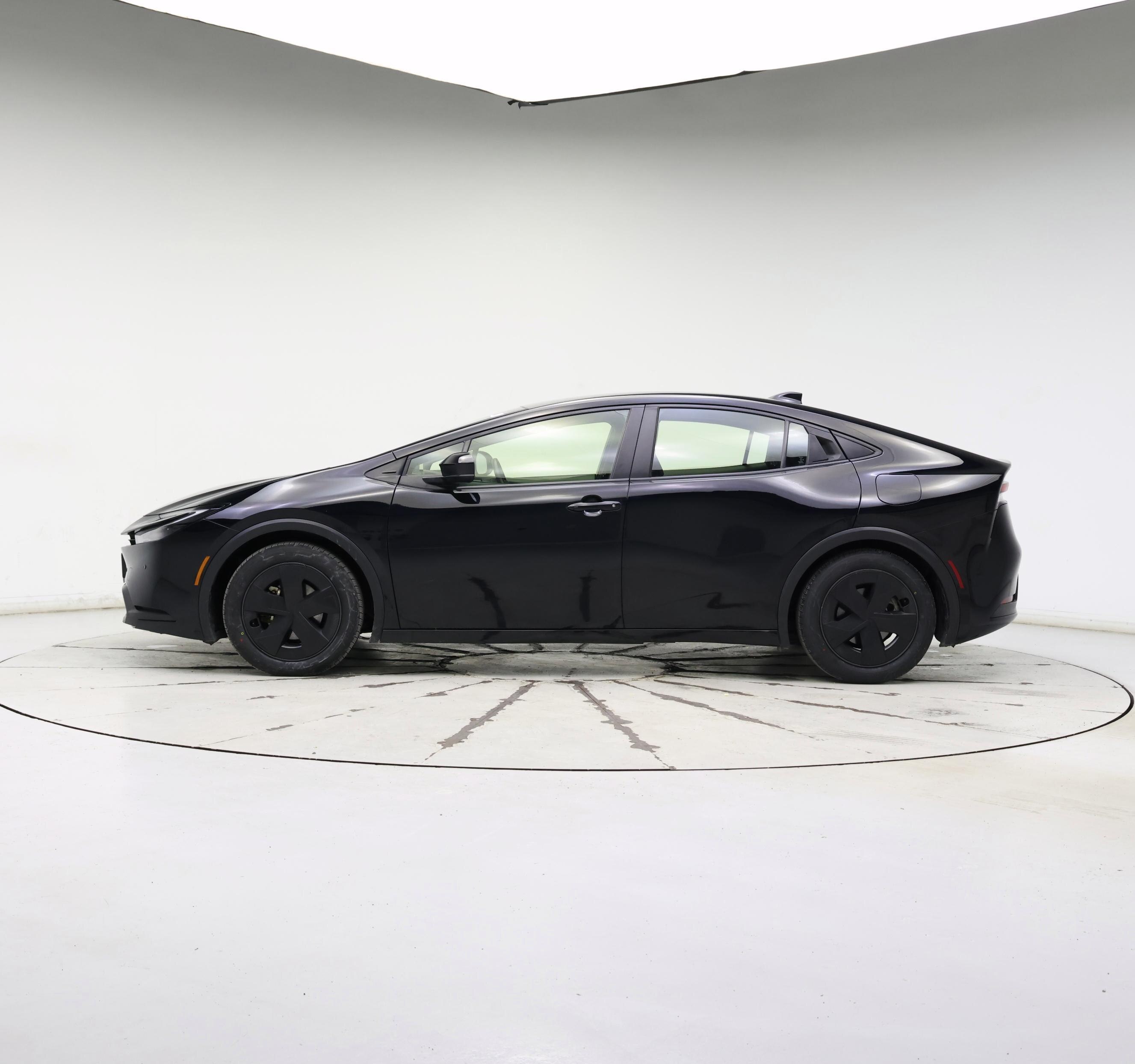 Thumbnail: 2024 Toyota Prius - 3