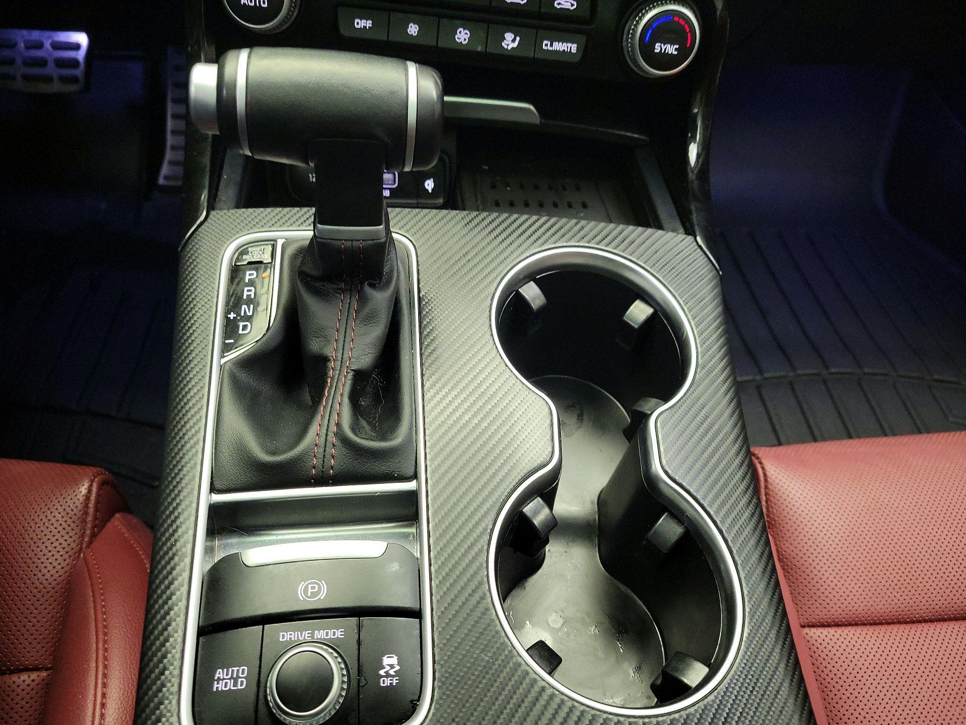 Thumbnail: 2023 Kia Stinger - 18