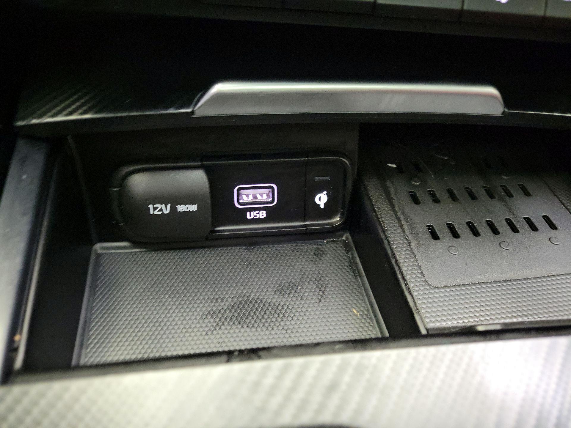 Thumbnail: 2023 Kia Stinger - 19