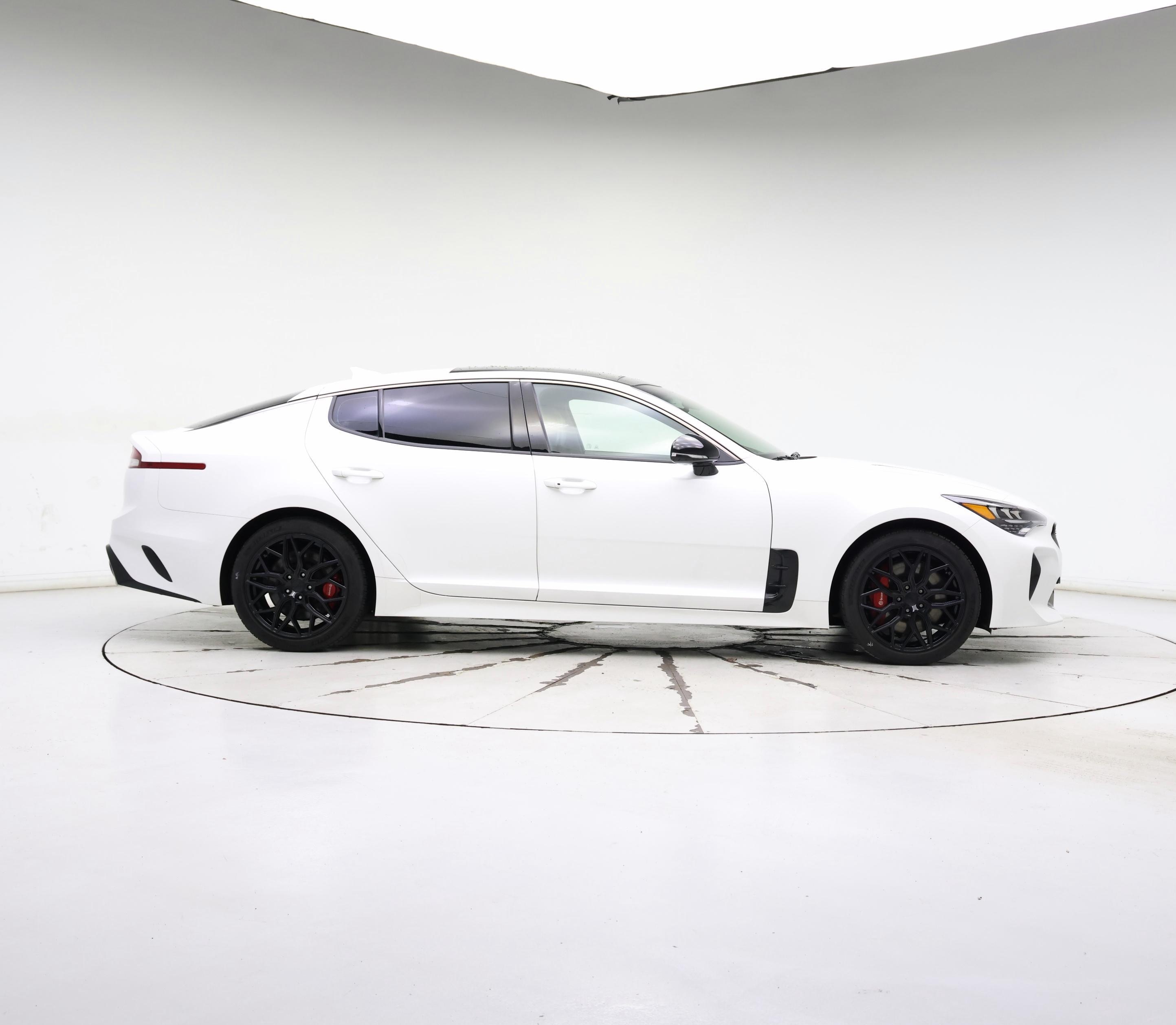 Thumbnail: 2023 Kia Stinger - 7