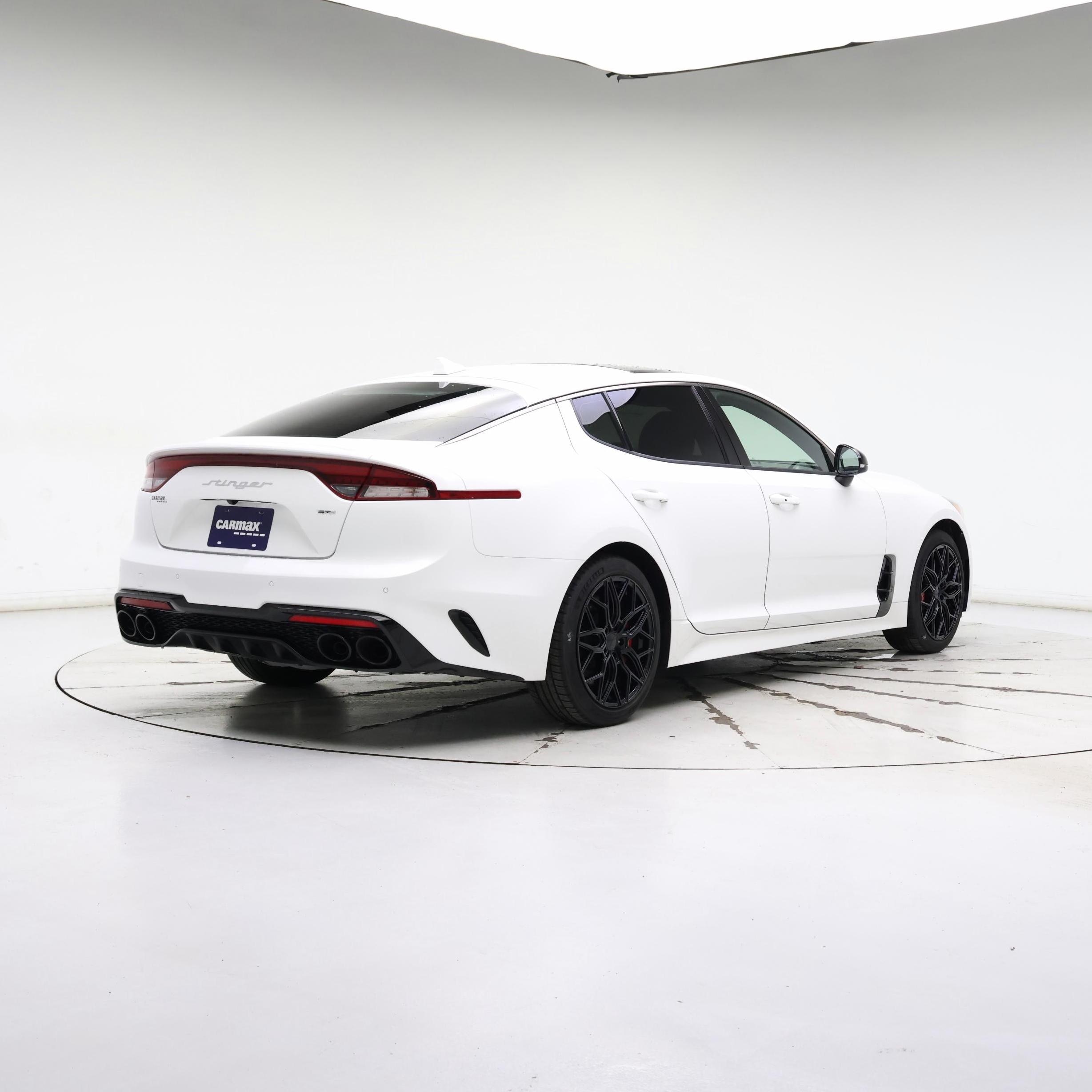 Thumbnail: 2023 Kia Stinger - 8