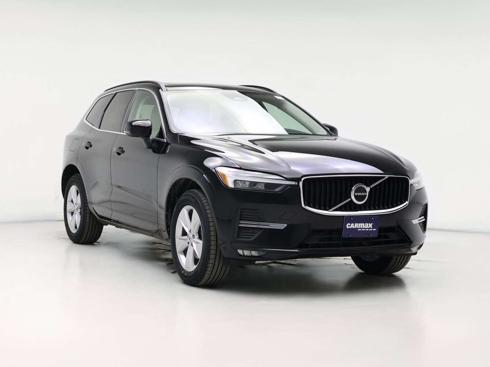 2022 Volvo XC60 Momentum