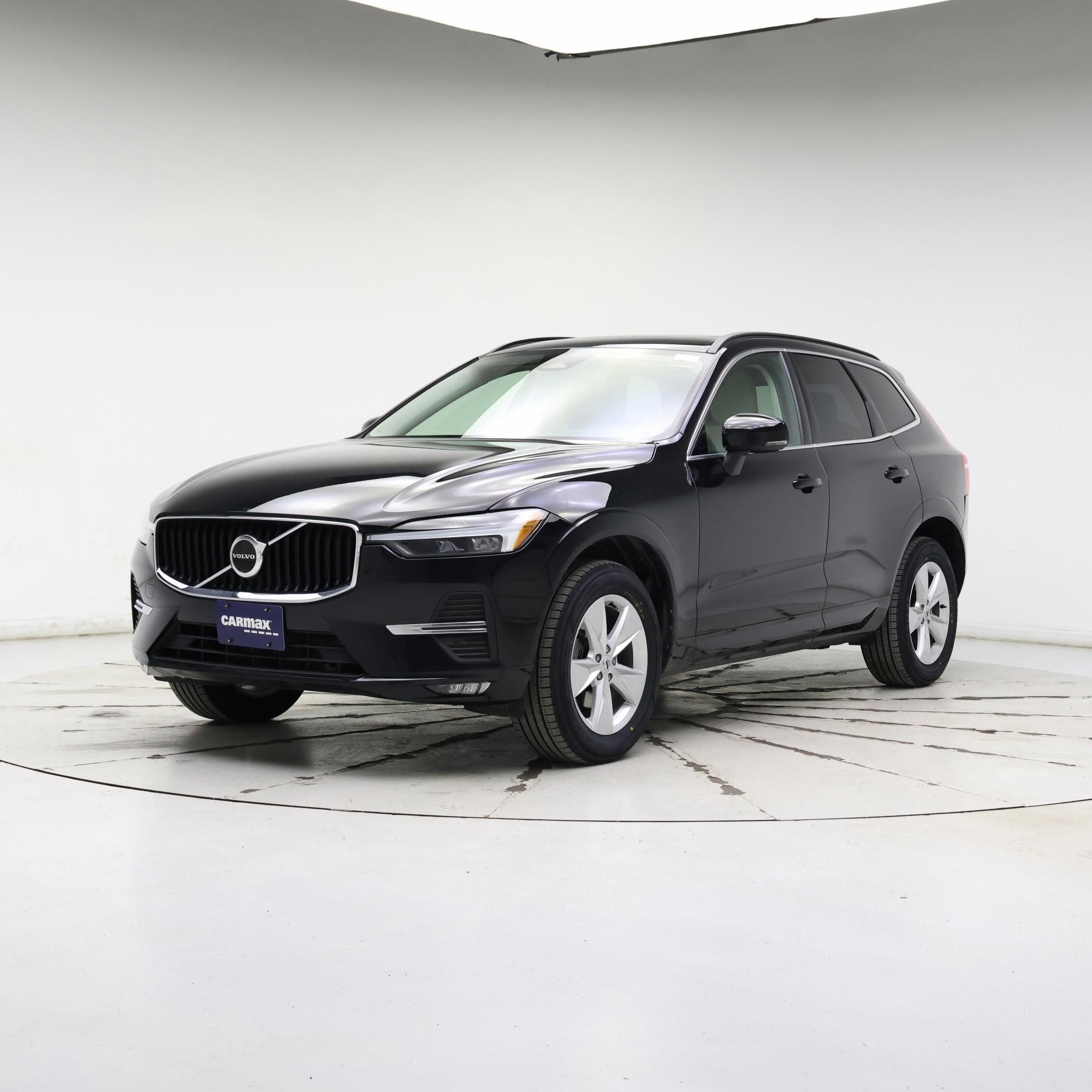 Thumbnail: 2022 Volvo XC60 - 4