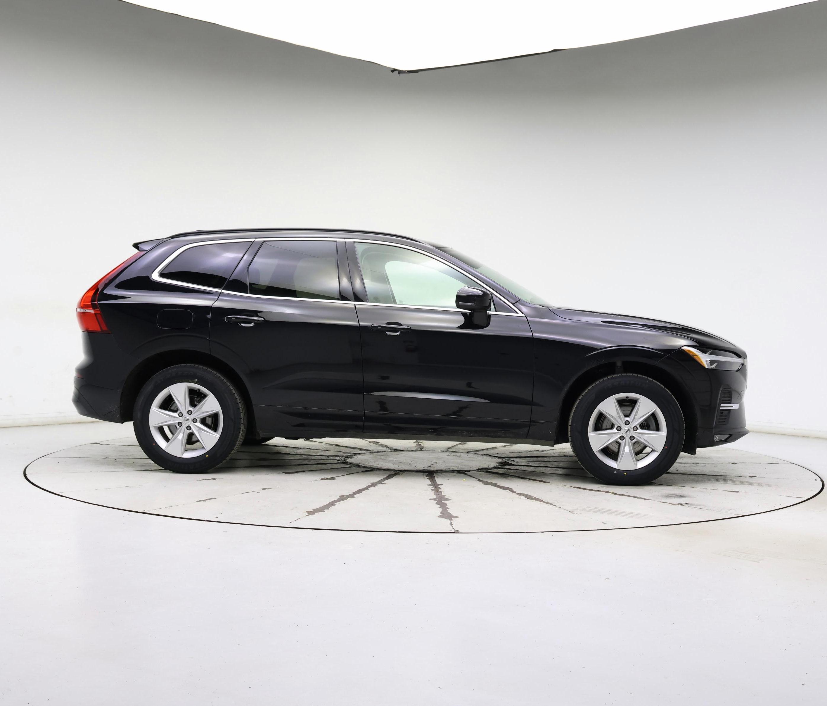 Thumbnail: 2022 Volvo XC60 - 7
