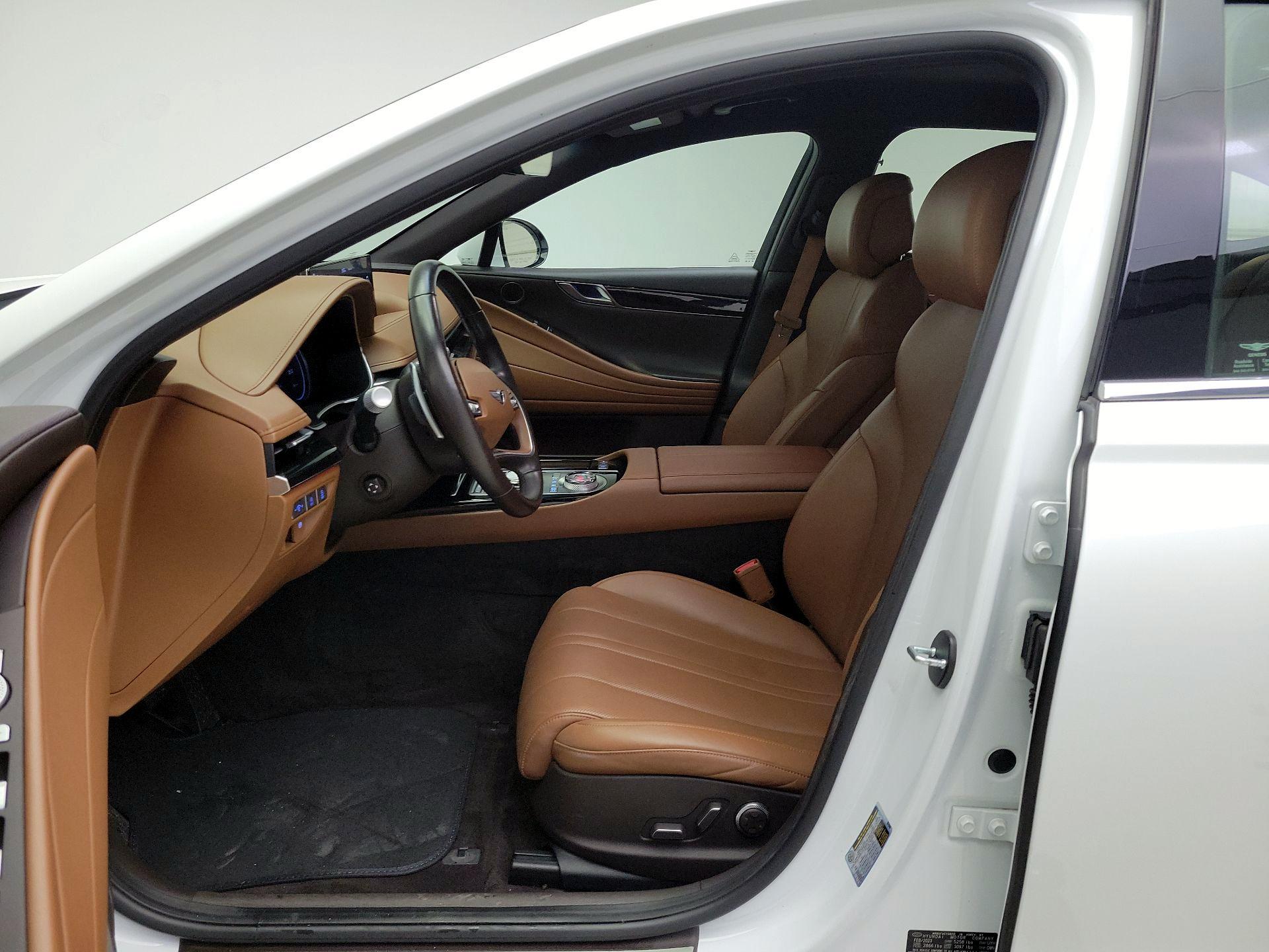 Thumbnail: 2023 Genesis G80 - 11