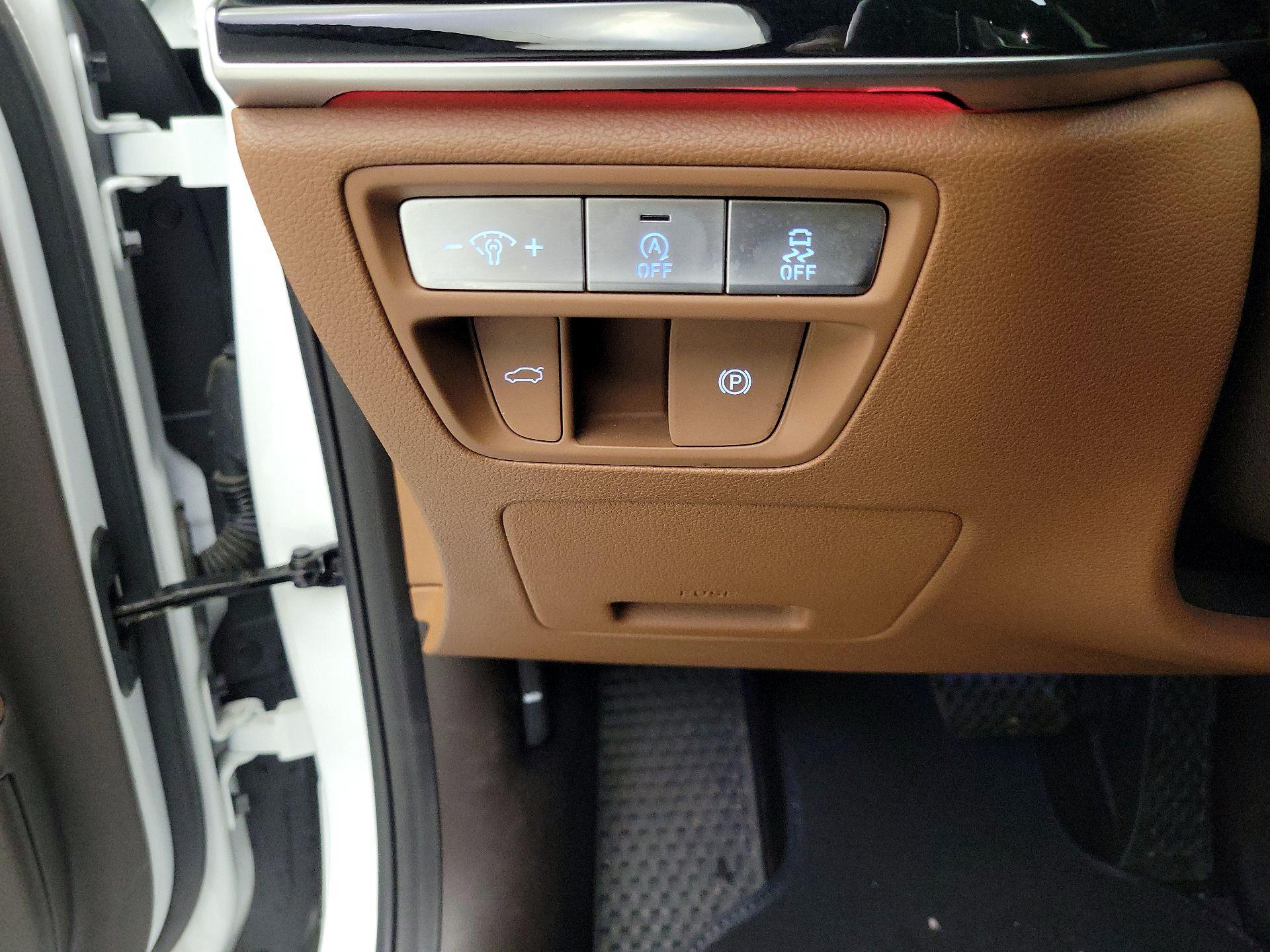 Thumbnail: 2023 Genesis G80 - 13