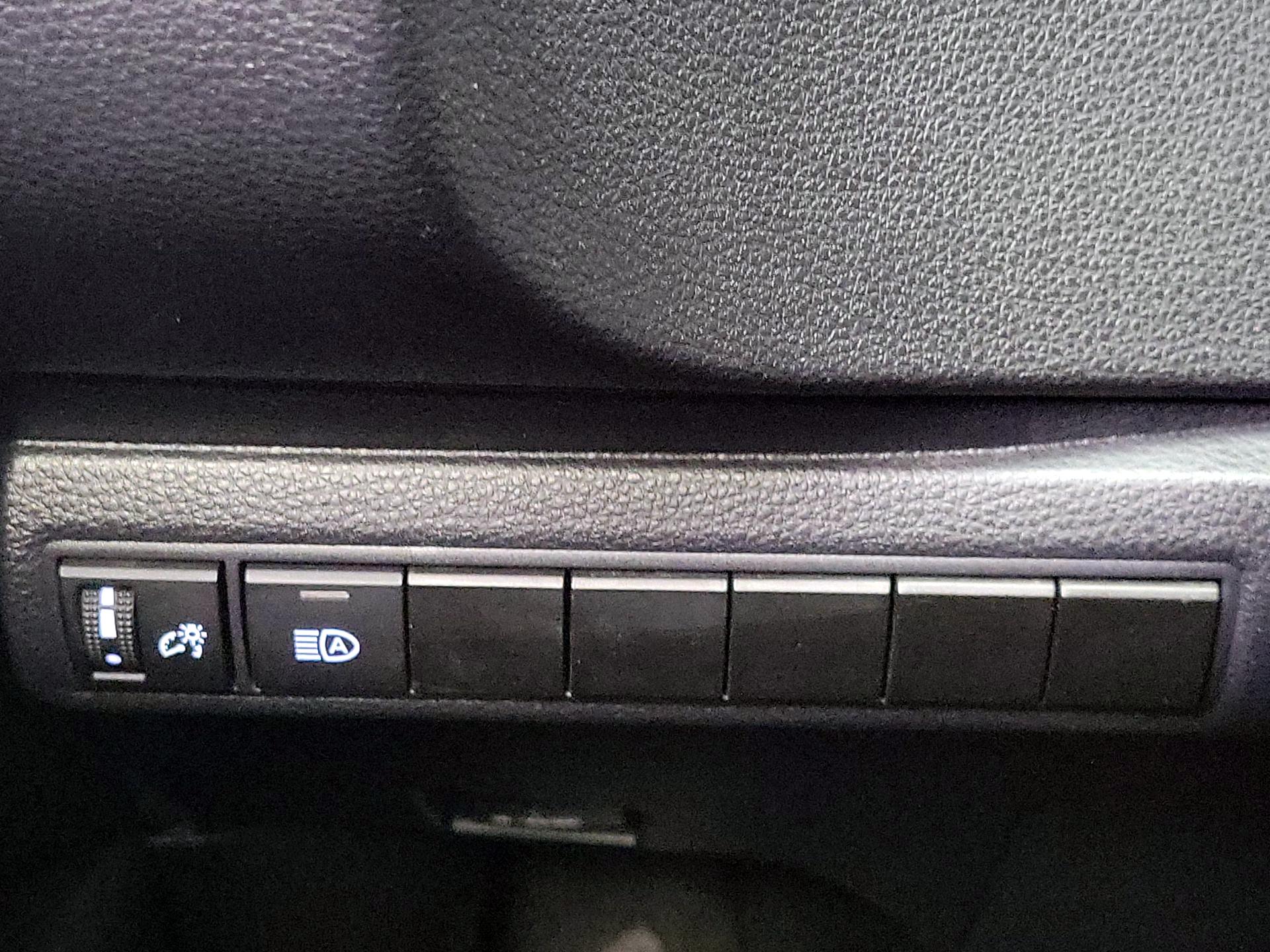 Thumbnail: 2024 Toyota Corolla - 13