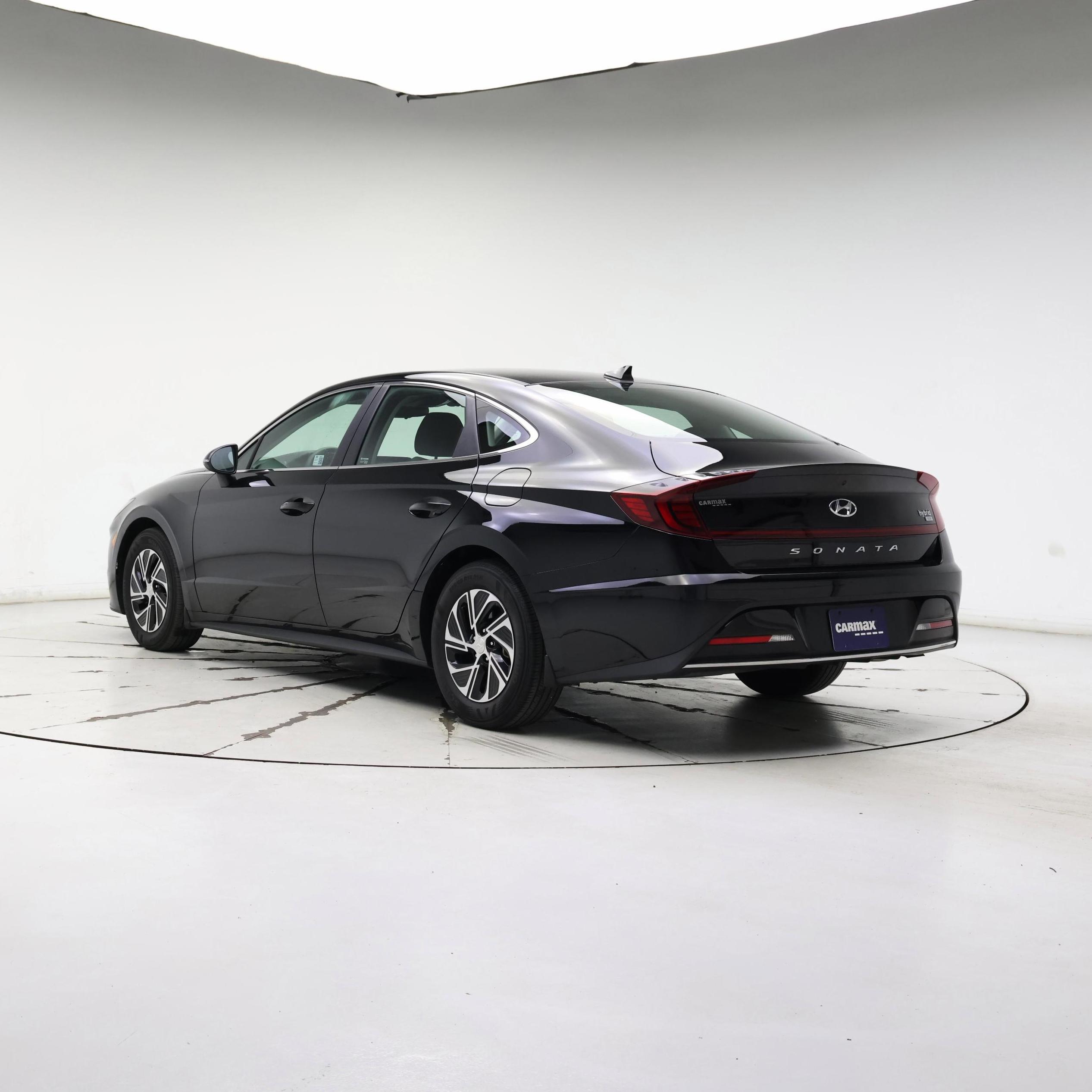 Thumbnail: 2023 Hyundai Sonata - 2