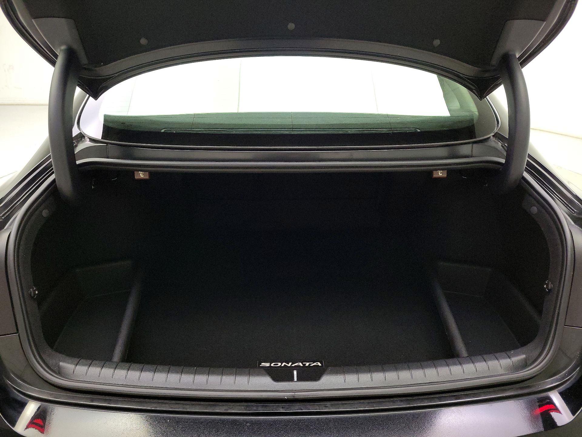 Thumbnail: 2023 Hyundai Sonata - 20