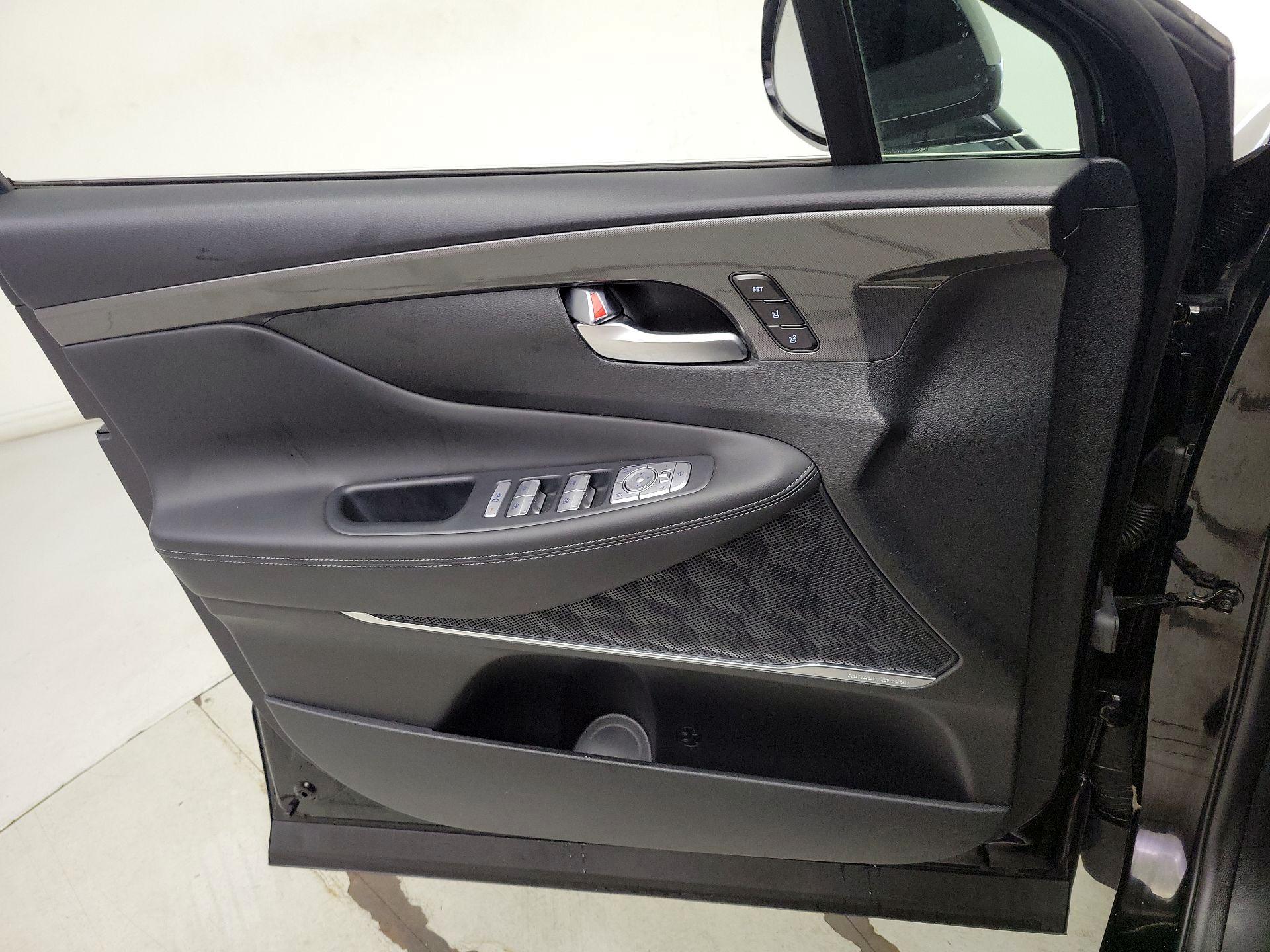 Thumbnail: 2022 Hyundai Santa Fe - 12