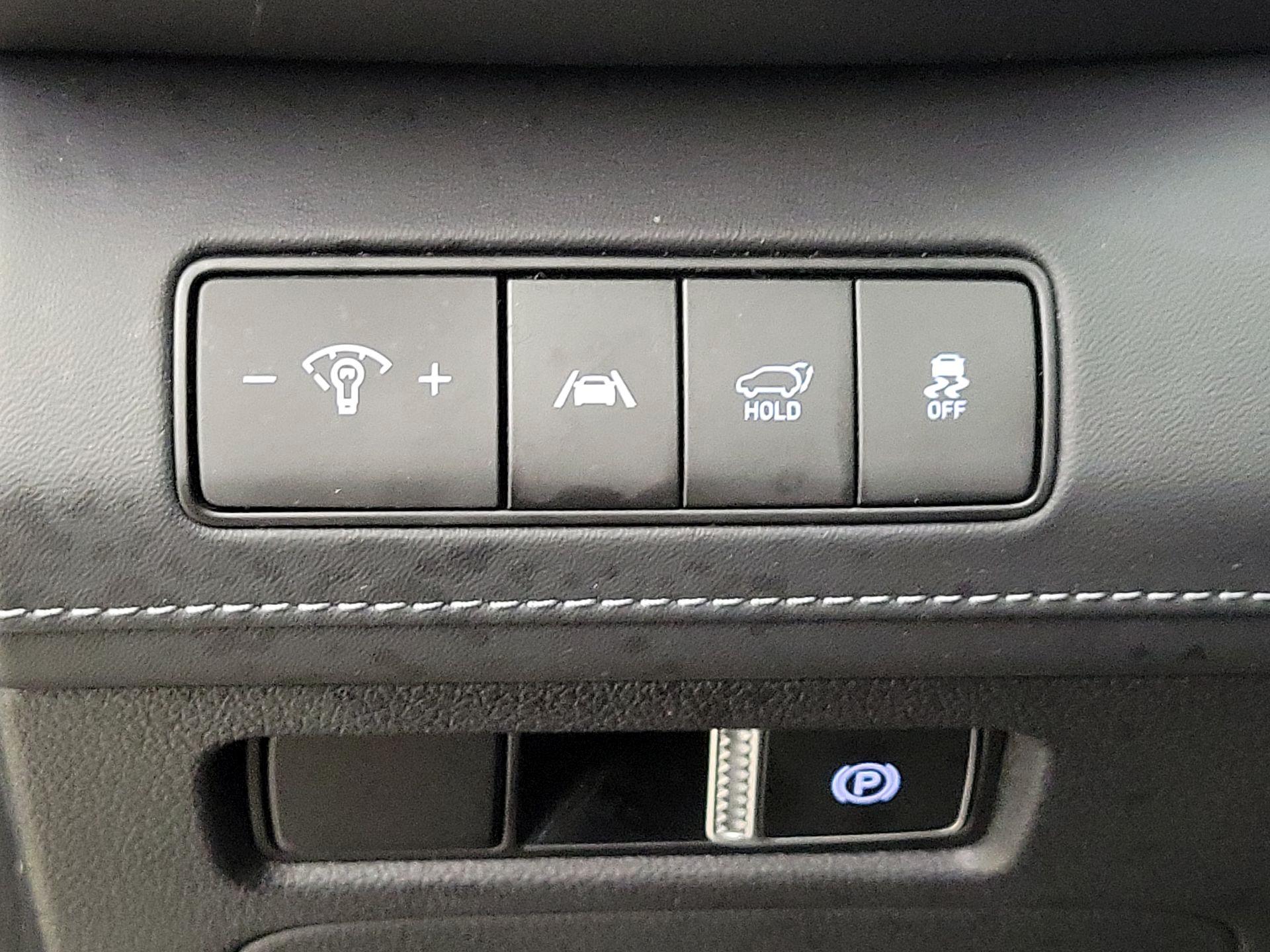 Thumbnail: 2022 Hyundai Santa Fe - 13