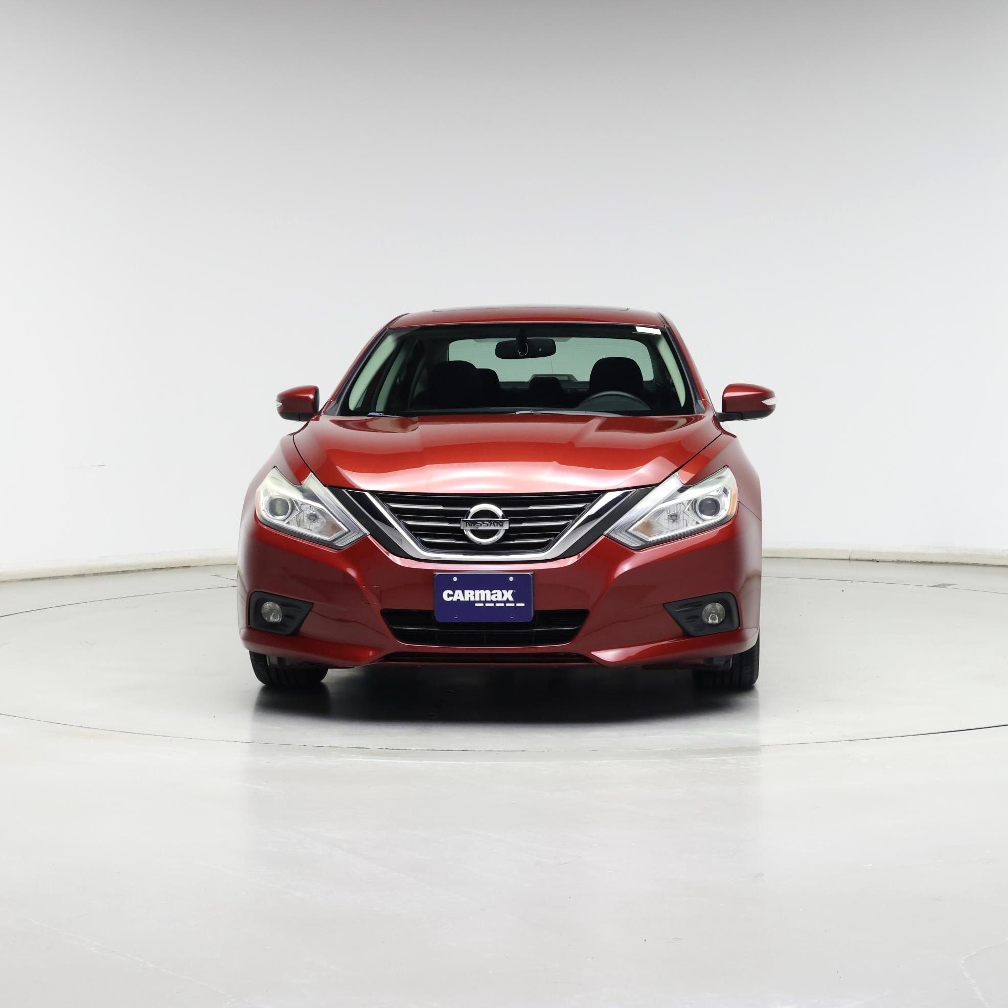 Thumbnail: 2016 Nissan Altima - 5