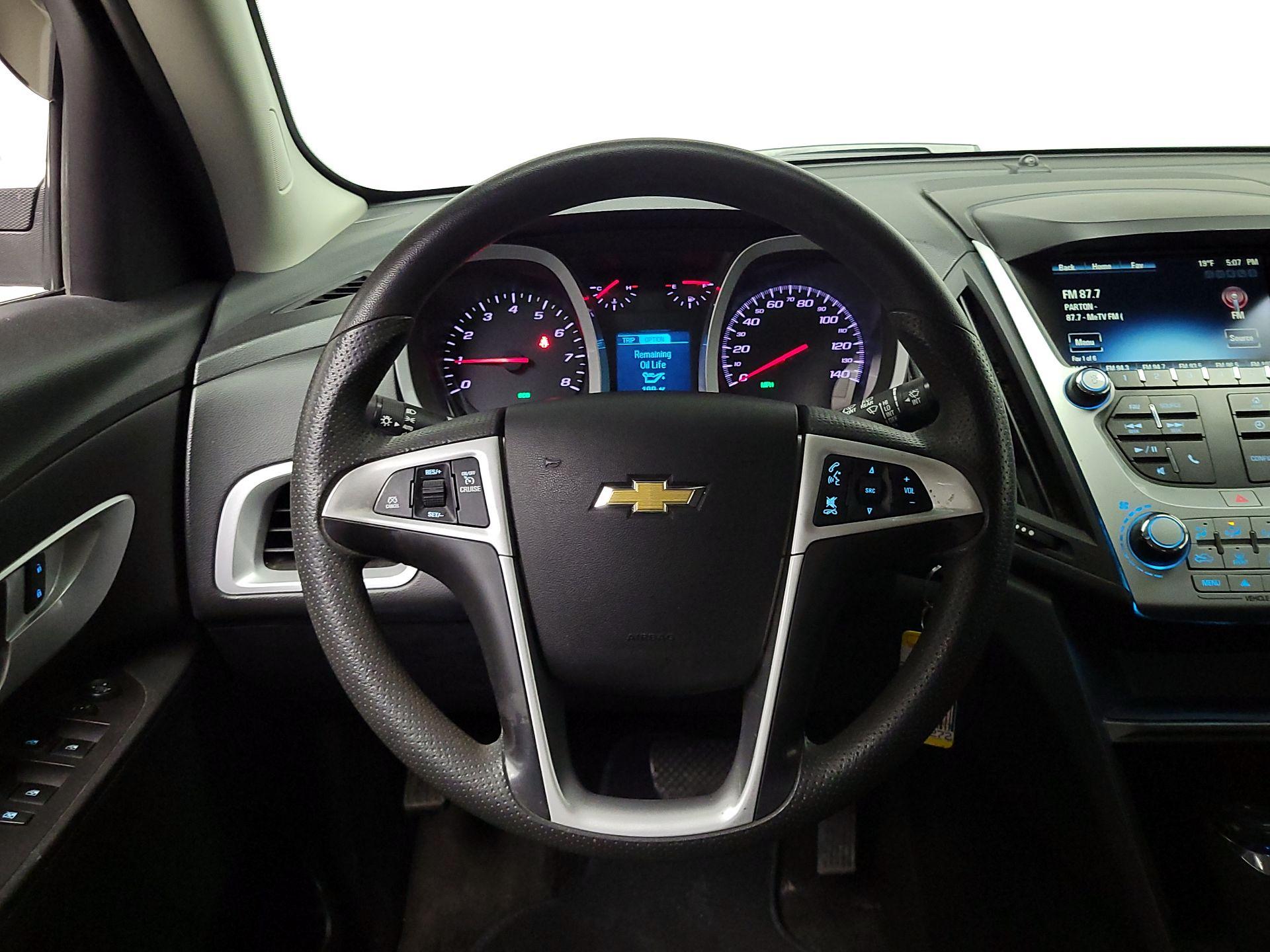 Thumbnail: 2016 Chevrolet Equinox - 10