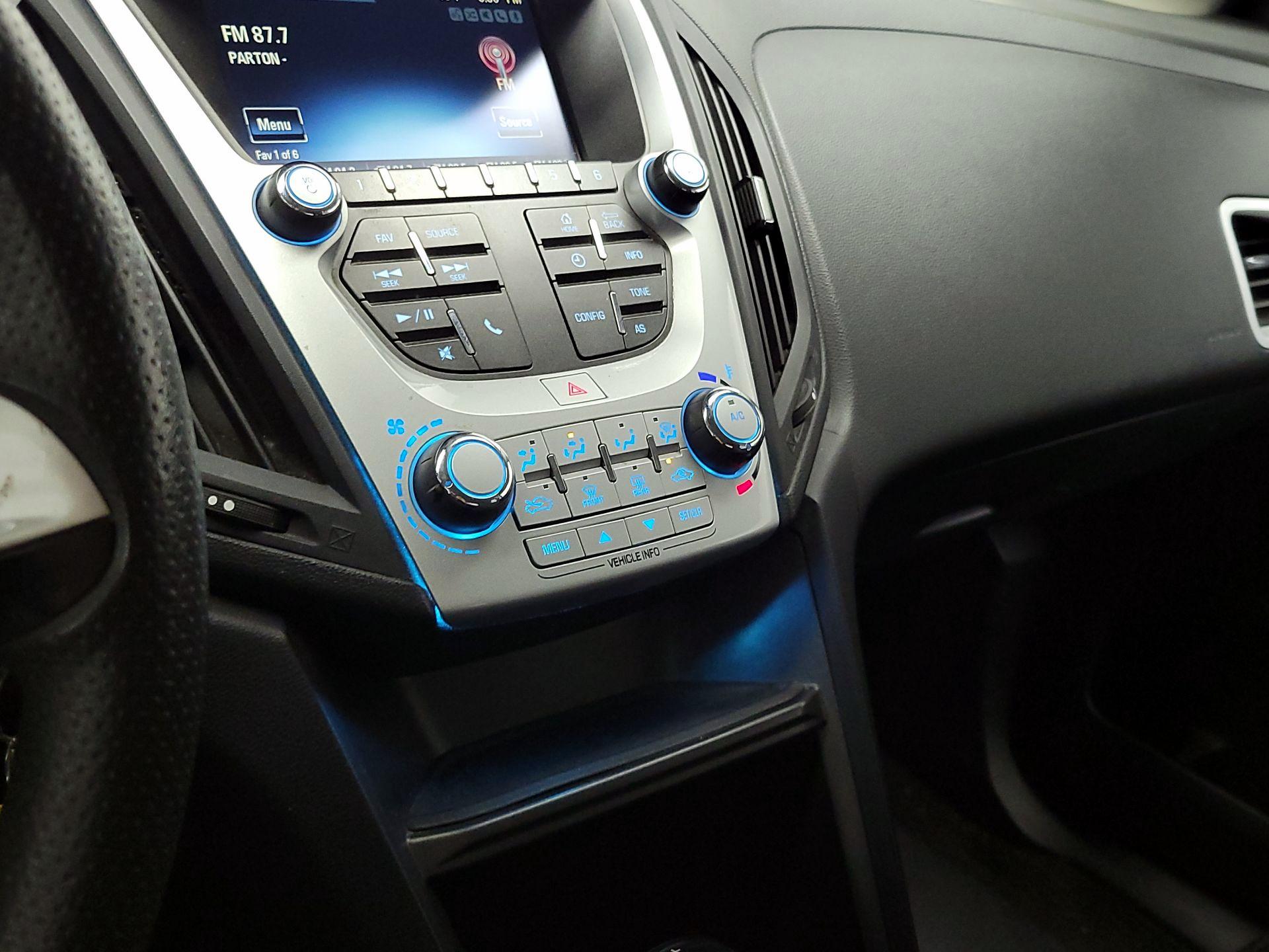 Thumbnail: 2016 Chevrolet Equinox - 15