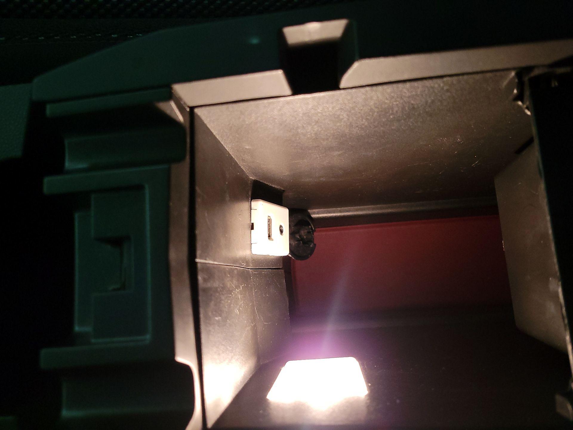 Thumbnail: 2016 Chevrolet Equinox - 17