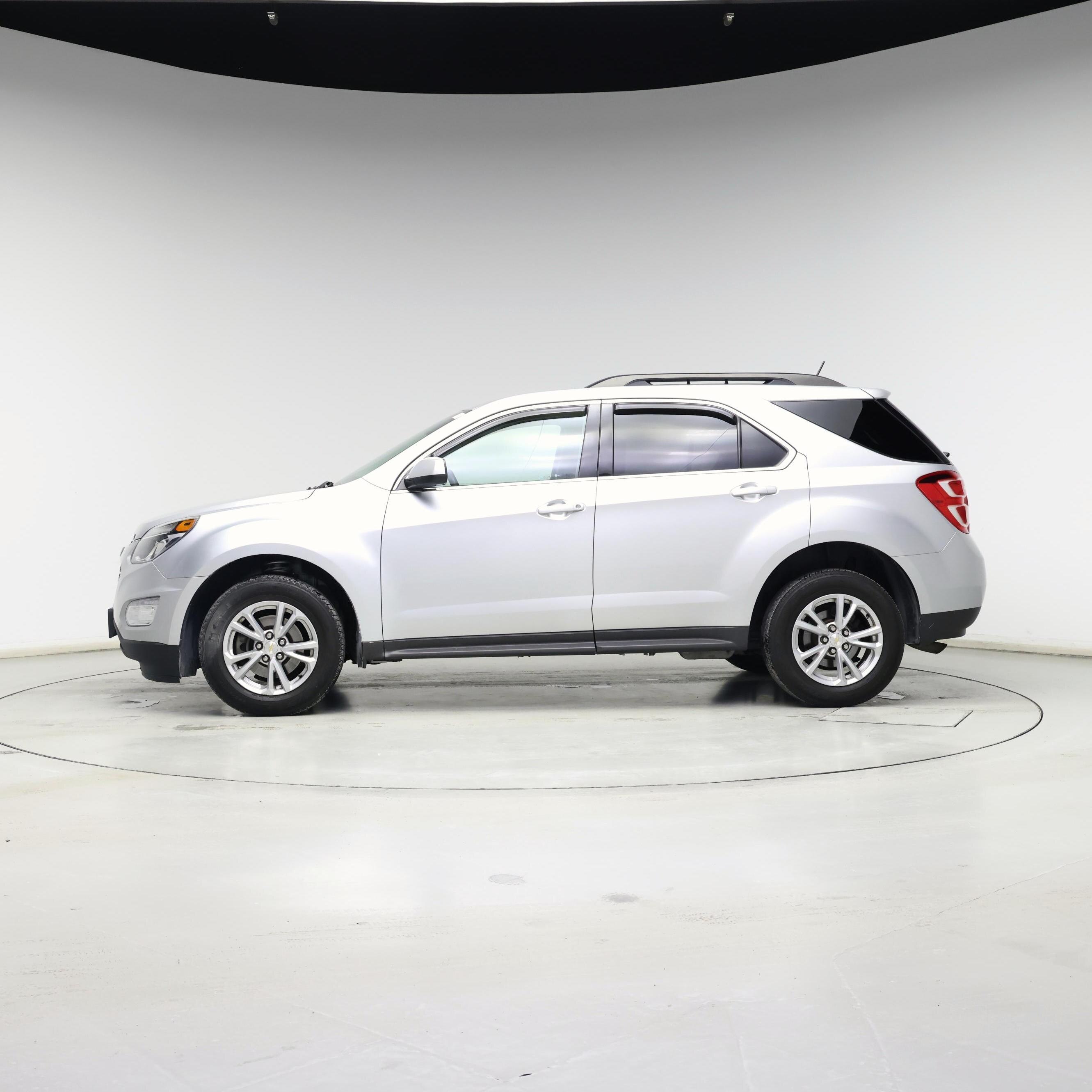 Thumbnail: 2016 Chevrolet Equinox - 3