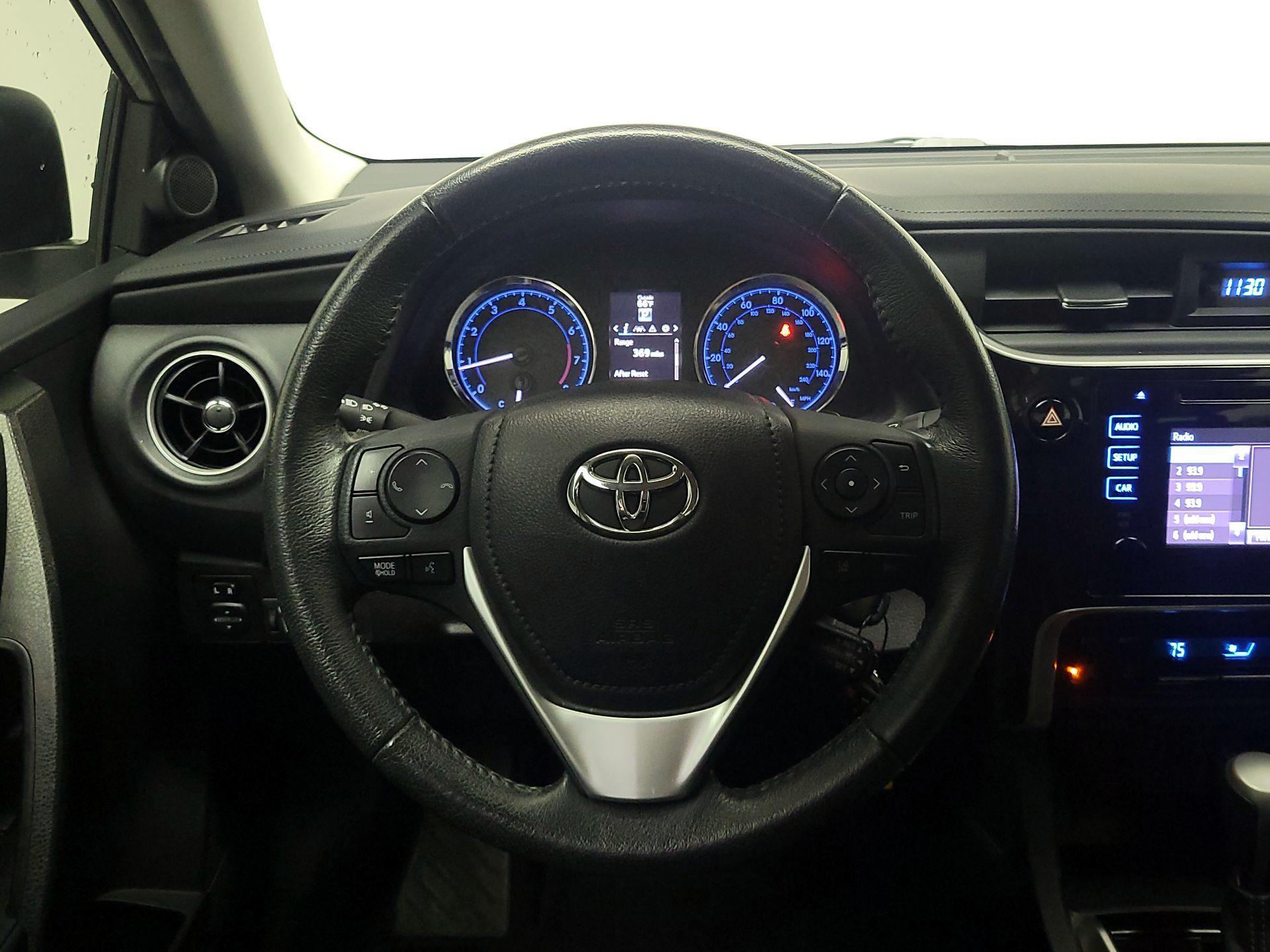 Thumbnail: 2019 Toyota Corolla - 10