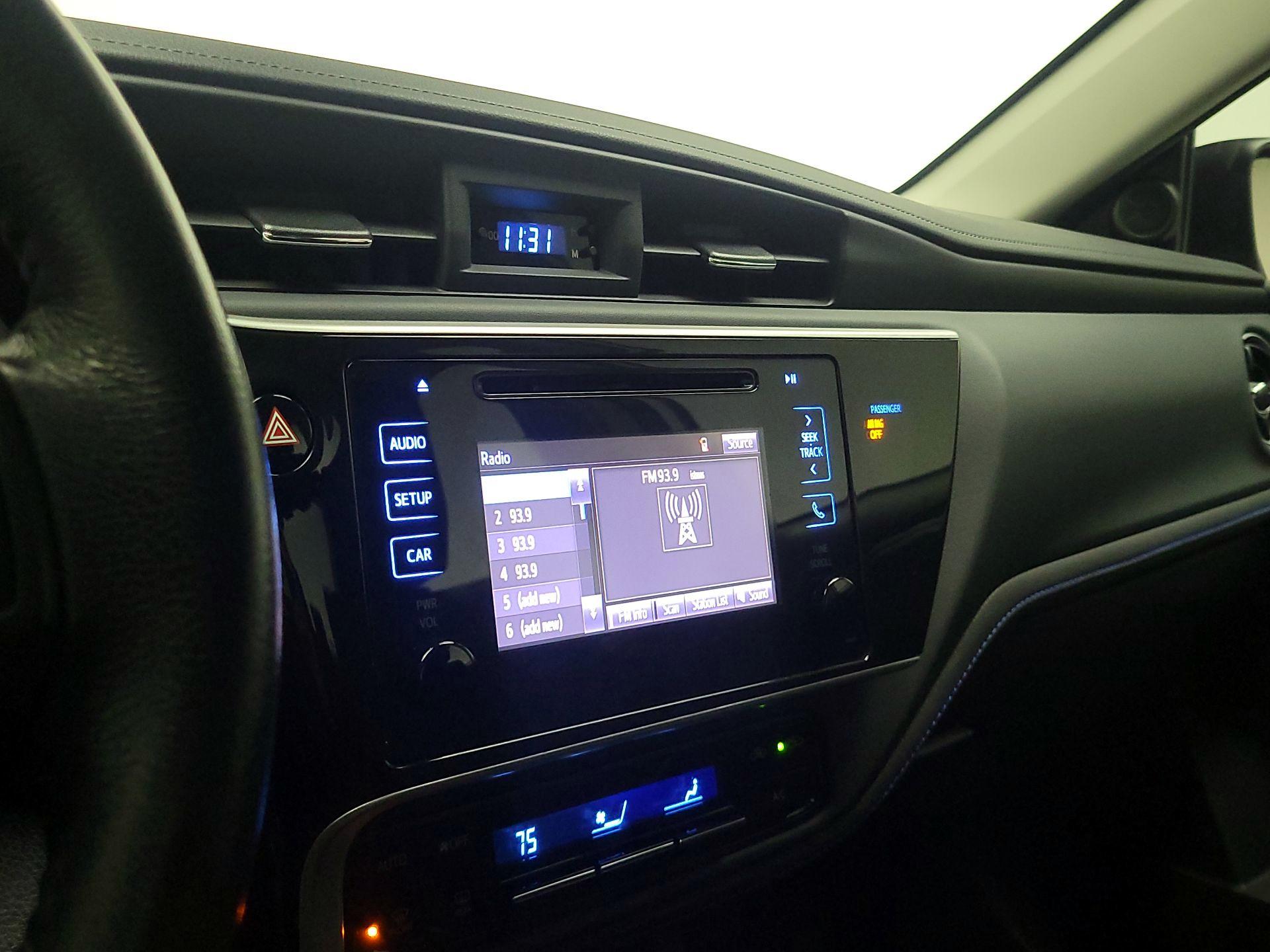 Thumbnail: 2019 Toyota Corolla - 15