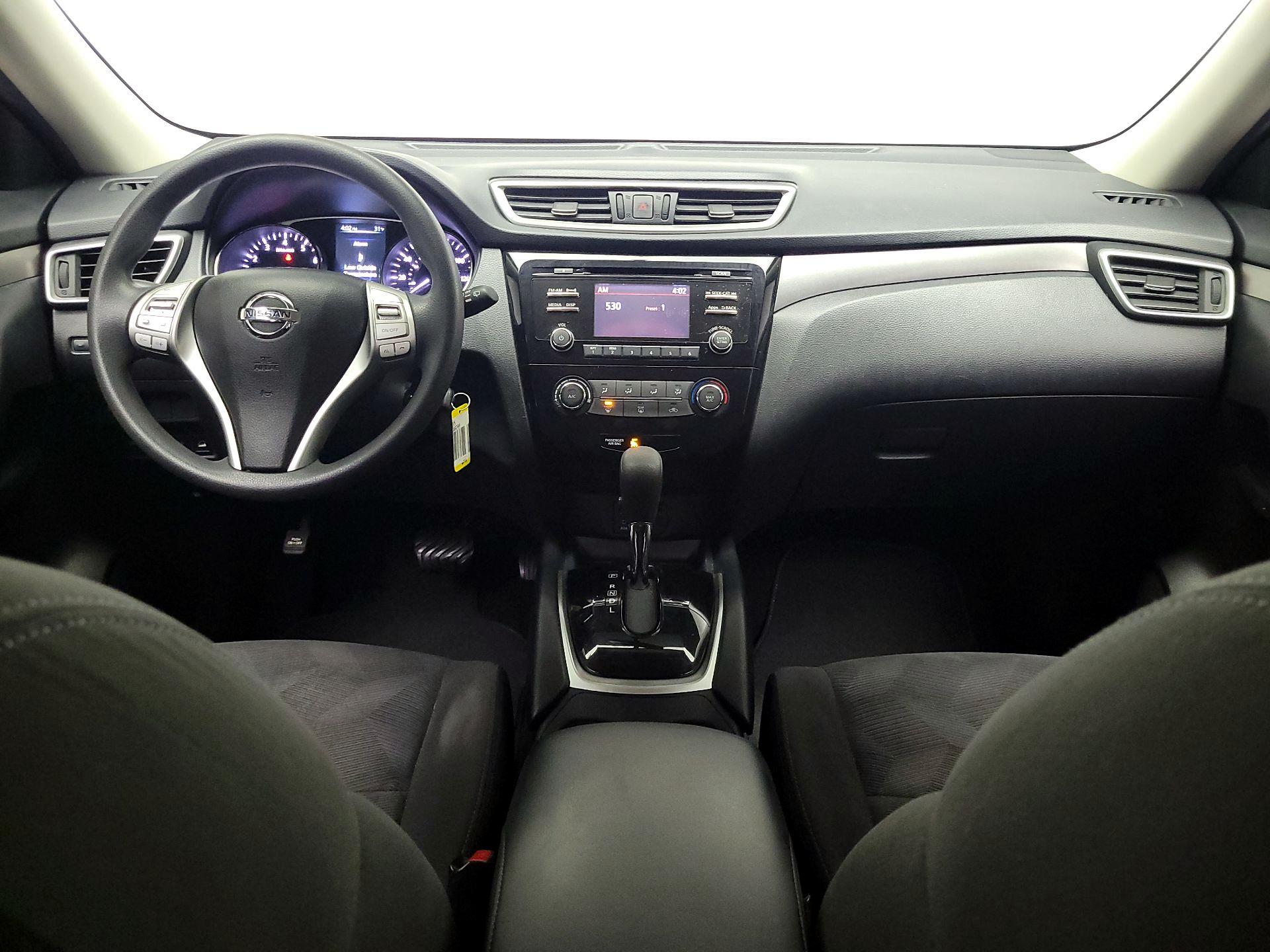 Thumbnail: 2016 Nissan Rogue - 9