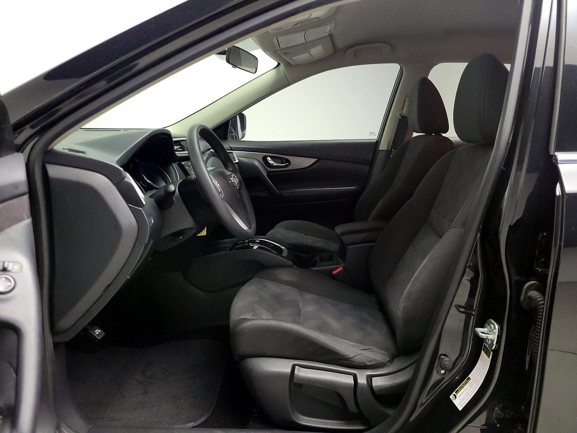 Thumbnail: 2016 Nissan Rogue - 11