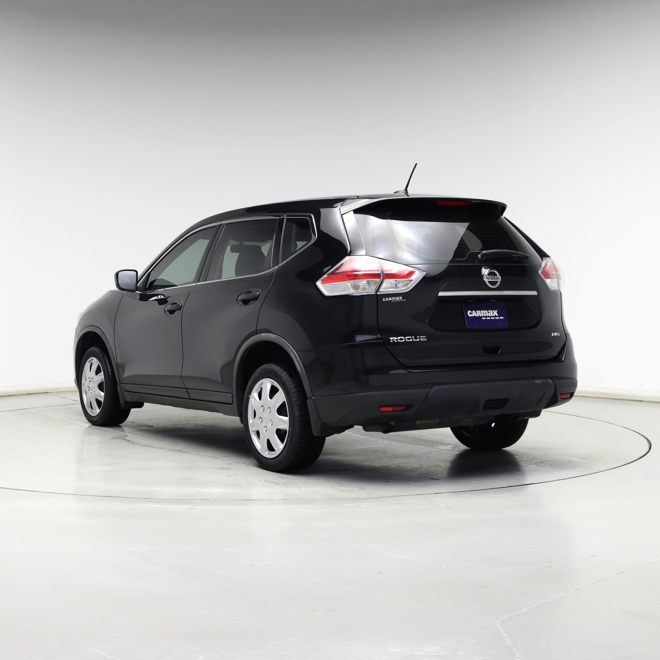 Thumbnail: 2016 Nissan Rogue - 2