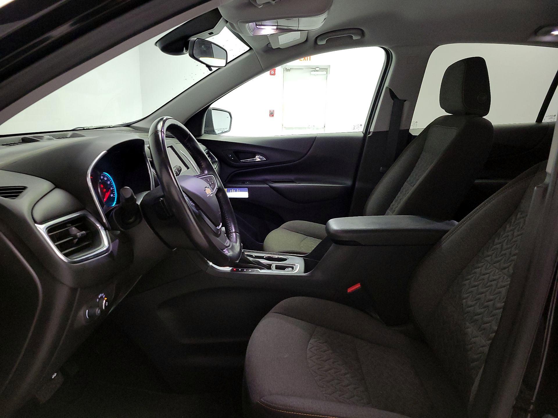 Thumbnail: 2022 Chevrolet Equinox - 11