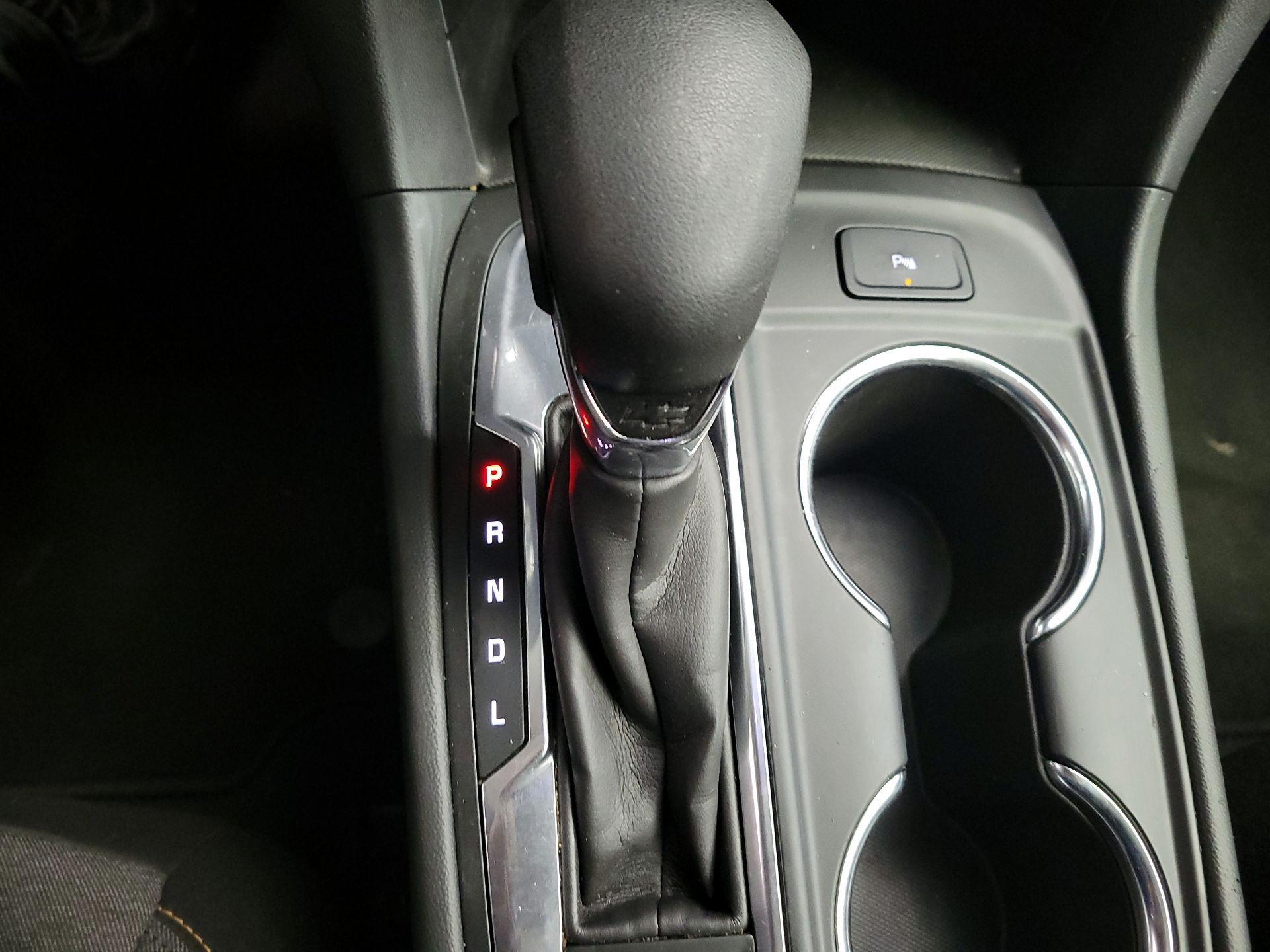 Thumbnail: 2022 Chevrolet Equinox - 17