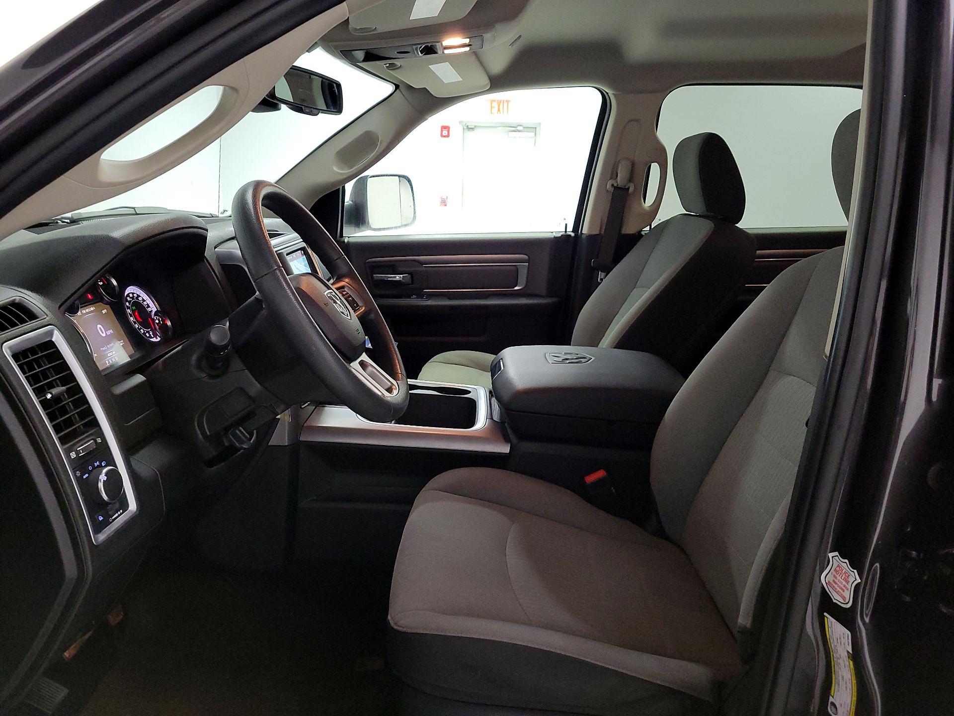 Thumbnail: 2023 RAM 1500 Classic - 11