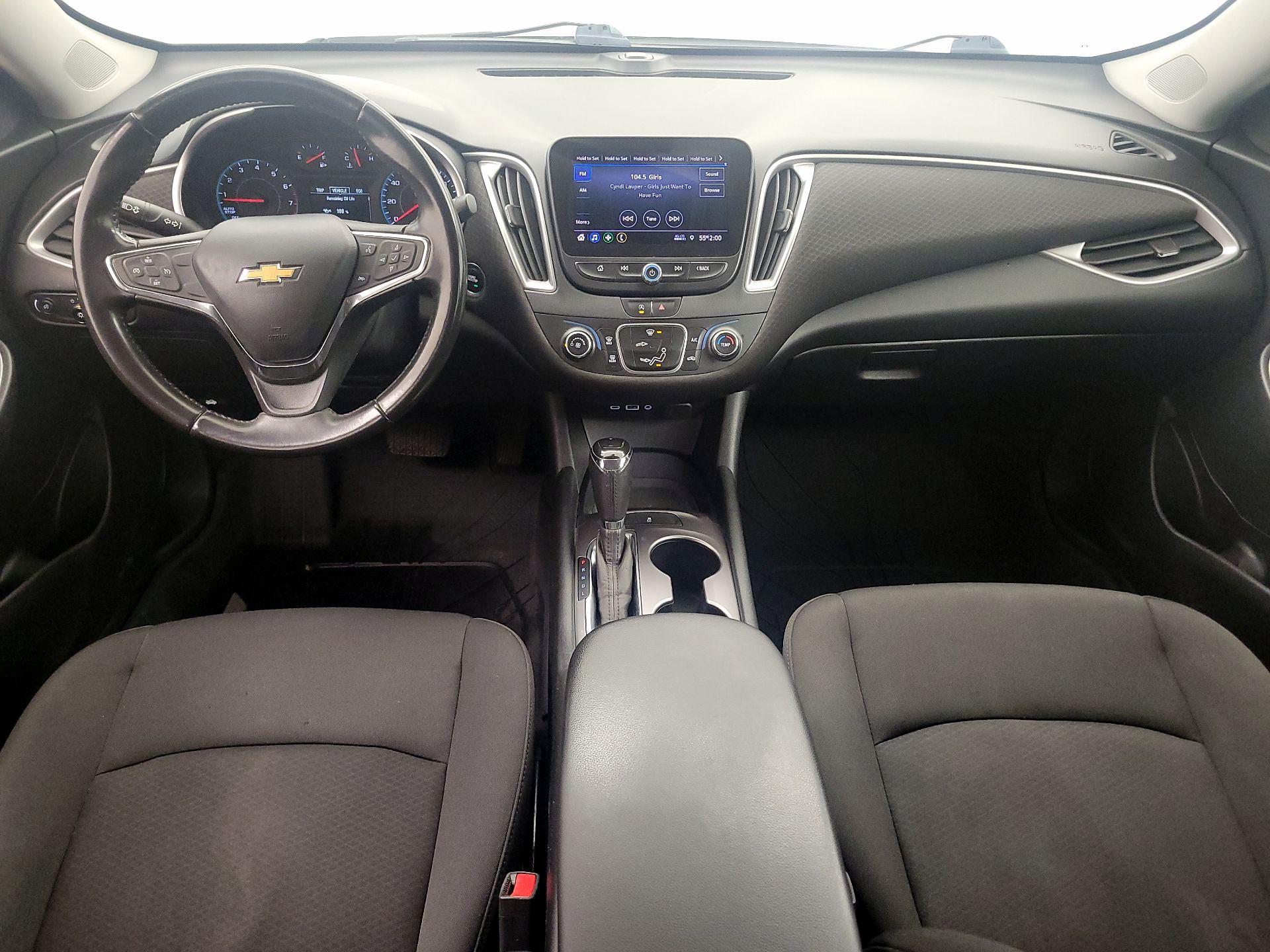 Thumbnail: 2020 Chevrolet Malibu - 9