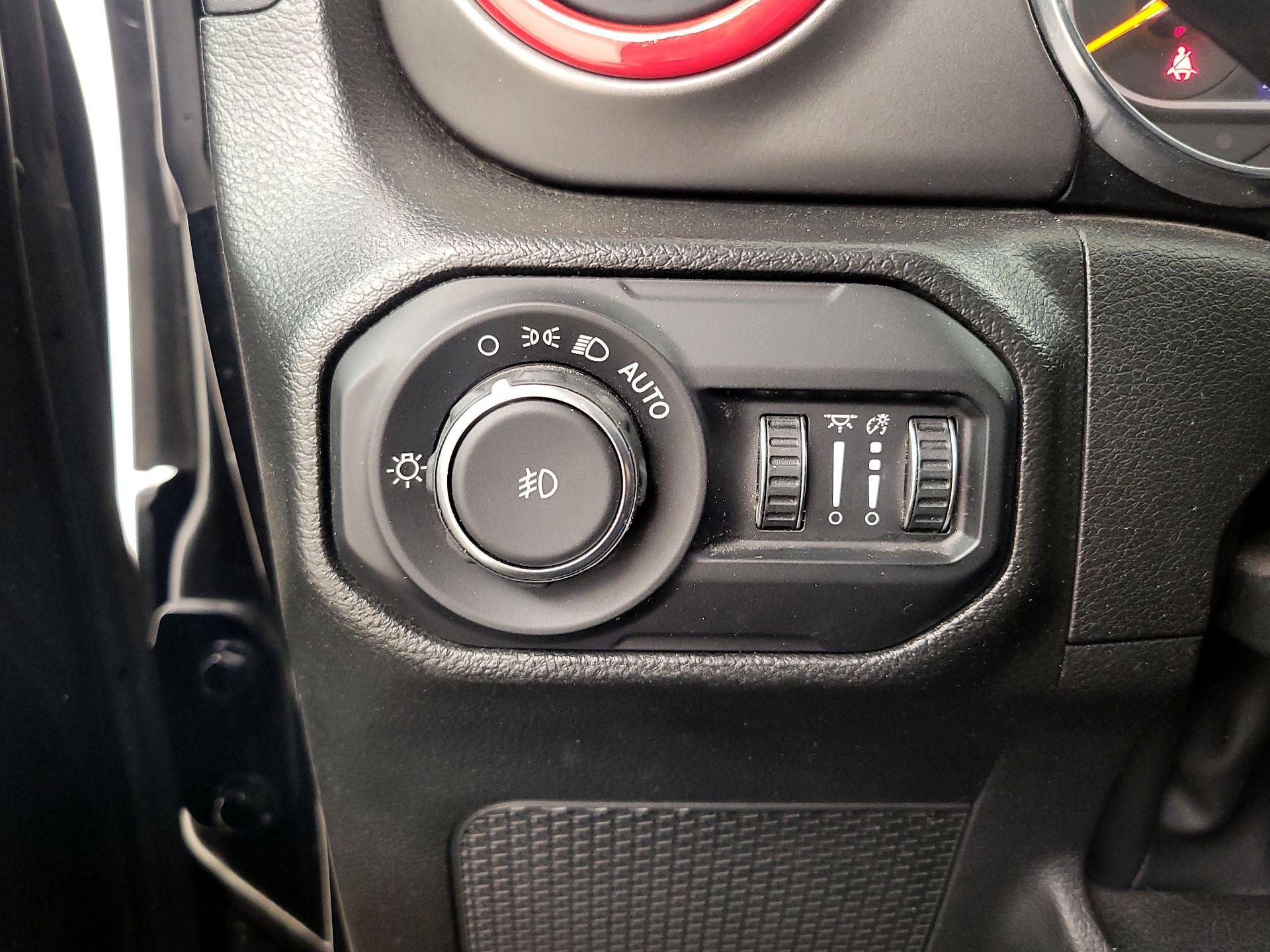 Thumbnail: 2022 Jeep Wrangler - 13