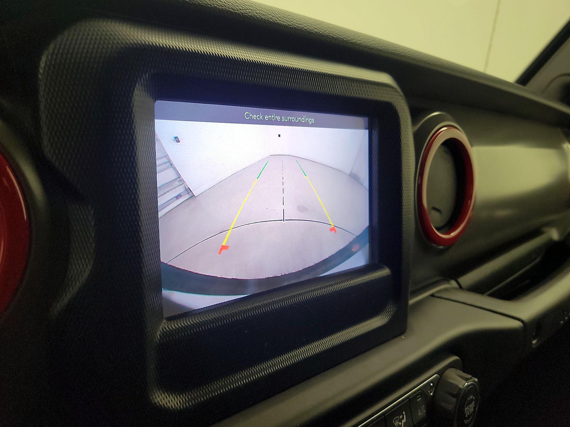 Thumbnail: 2022 Jeep Wrangler - 14