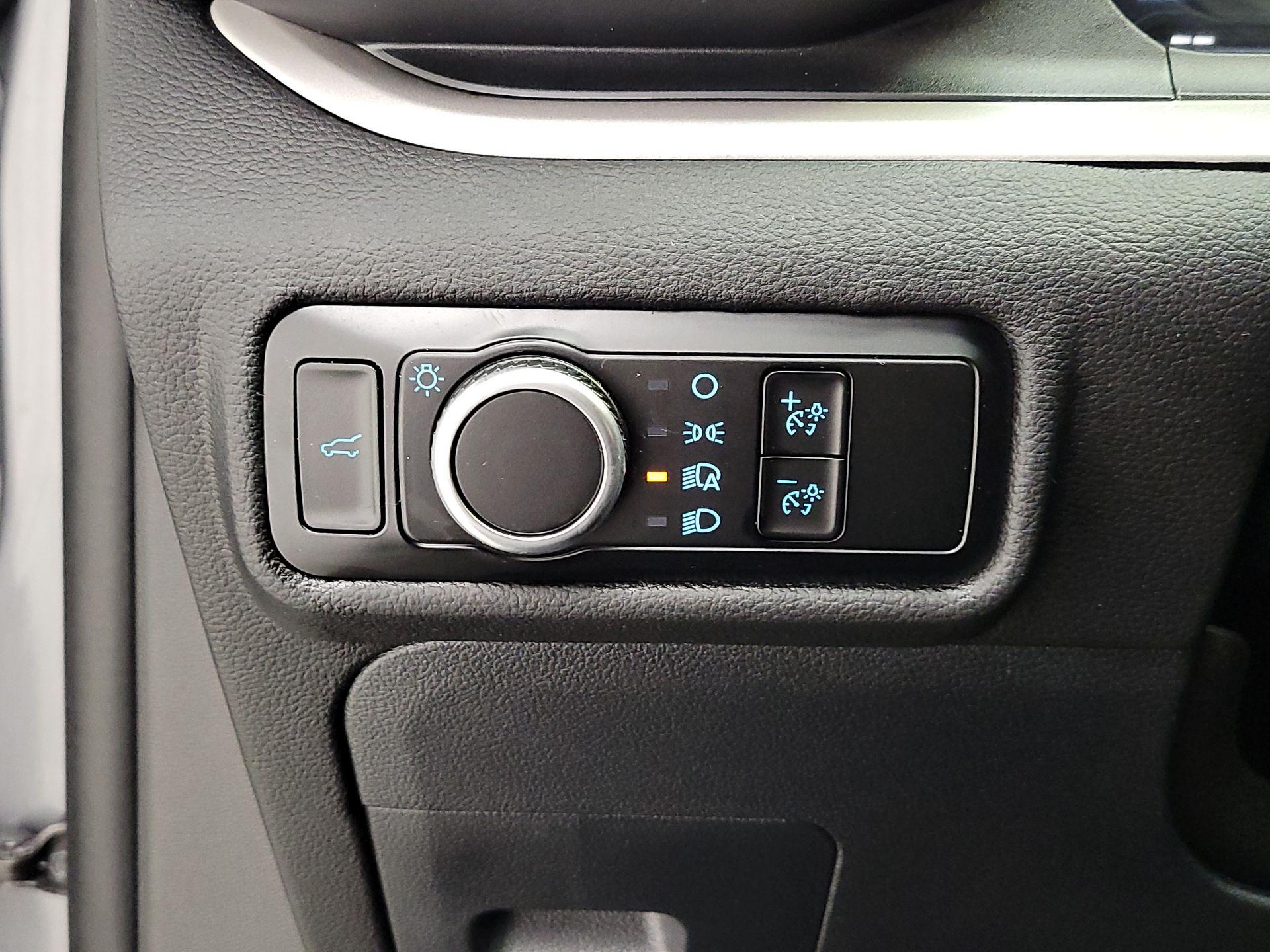 Thumbnail: 2023 Ford Explorer - 13