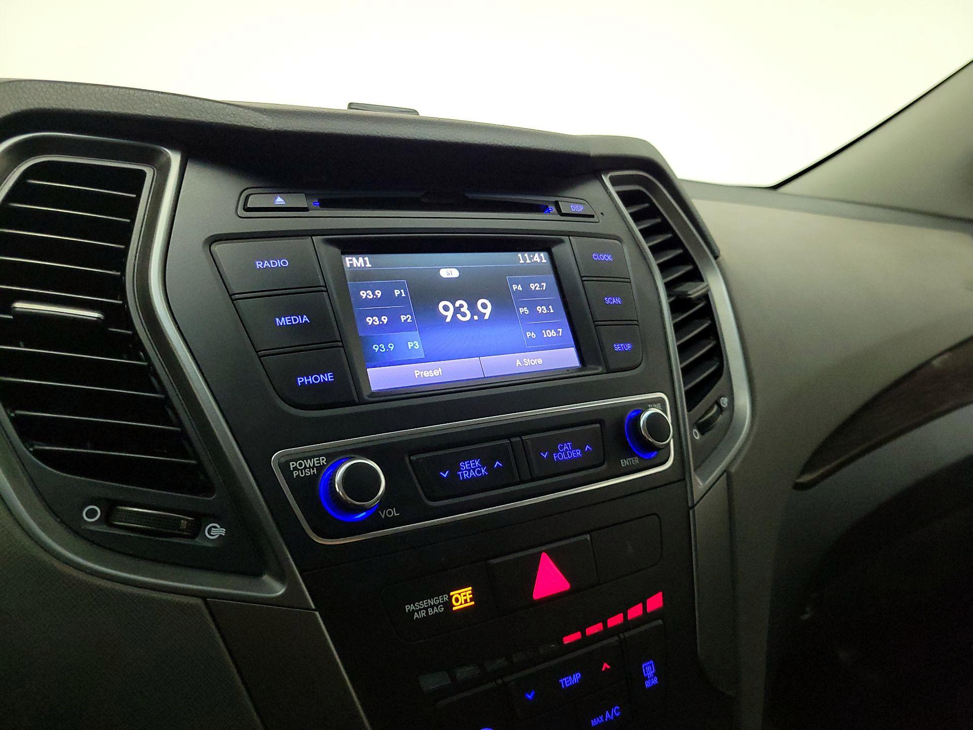 Thumbnail: 2017 Hyundai Santa Fe - 15