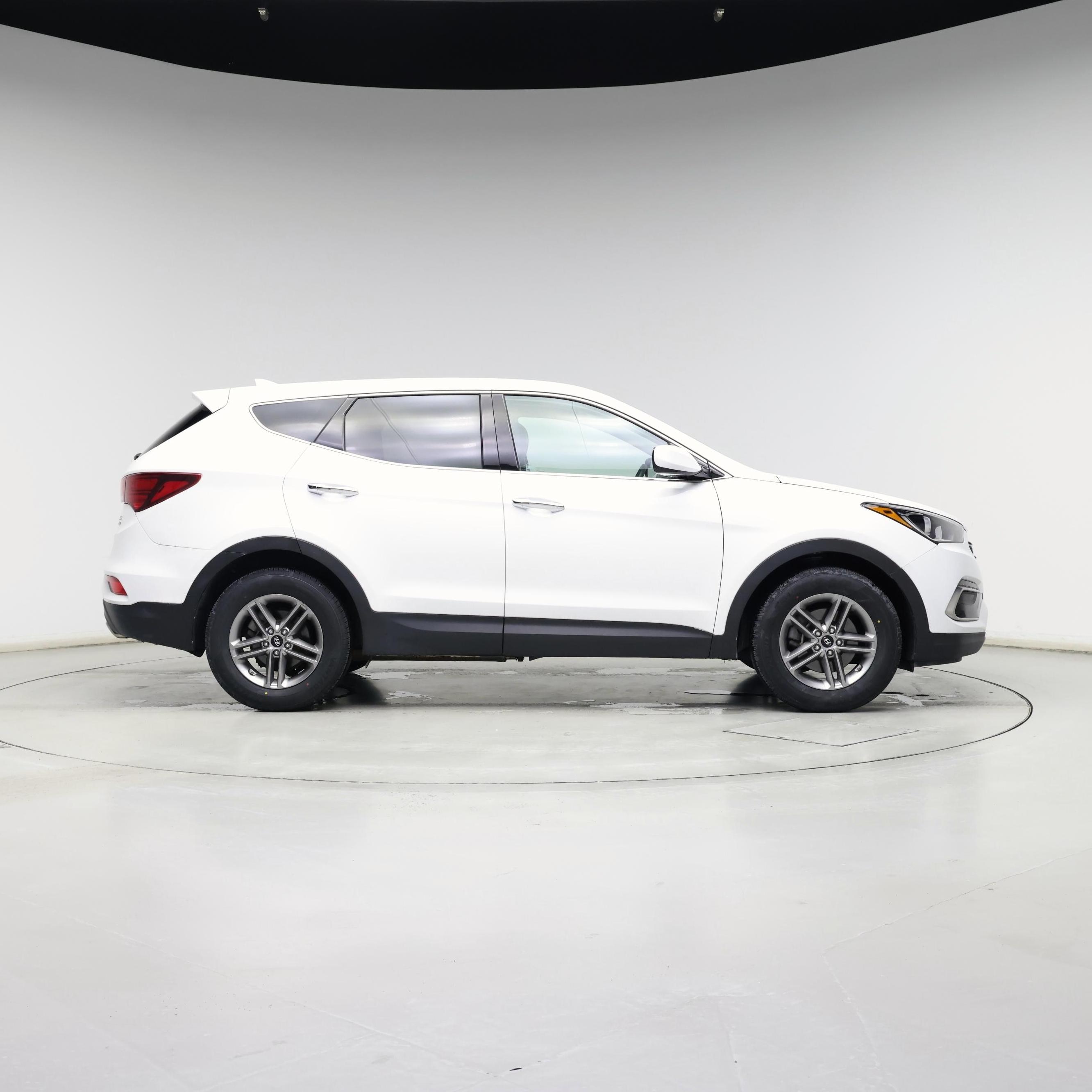 Thumbnail: 2017 Hyundai Santa Fe - 7