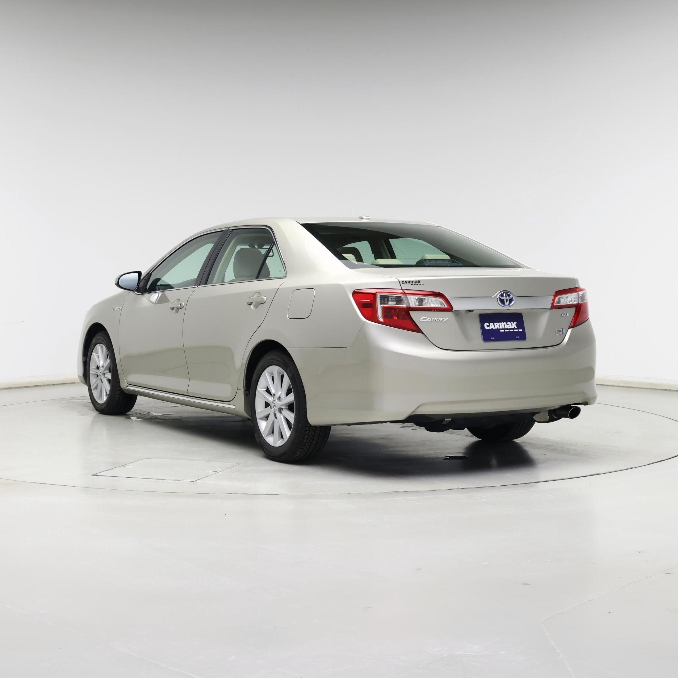 Thumbnail: 2014 Toyota Camry - 2