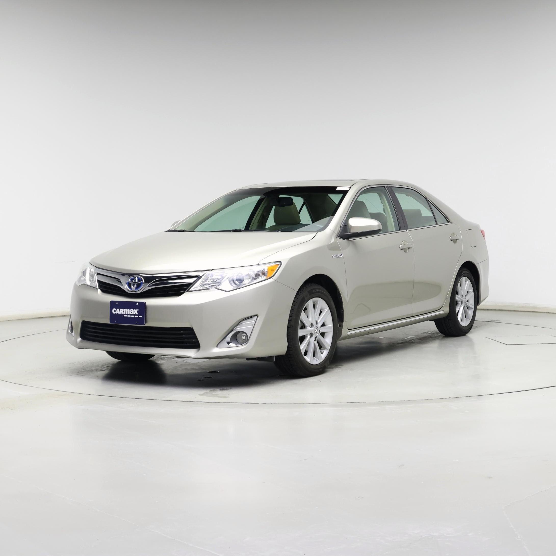 Thumbnail: 2014 Toyota Camry - 4